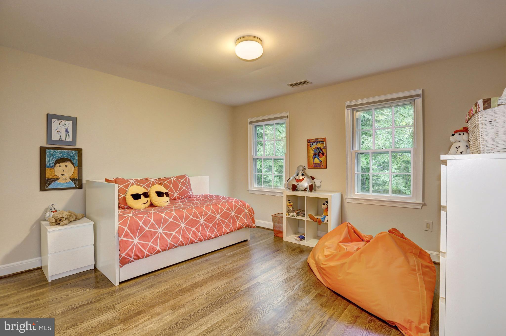 LONGWOOD - Residential