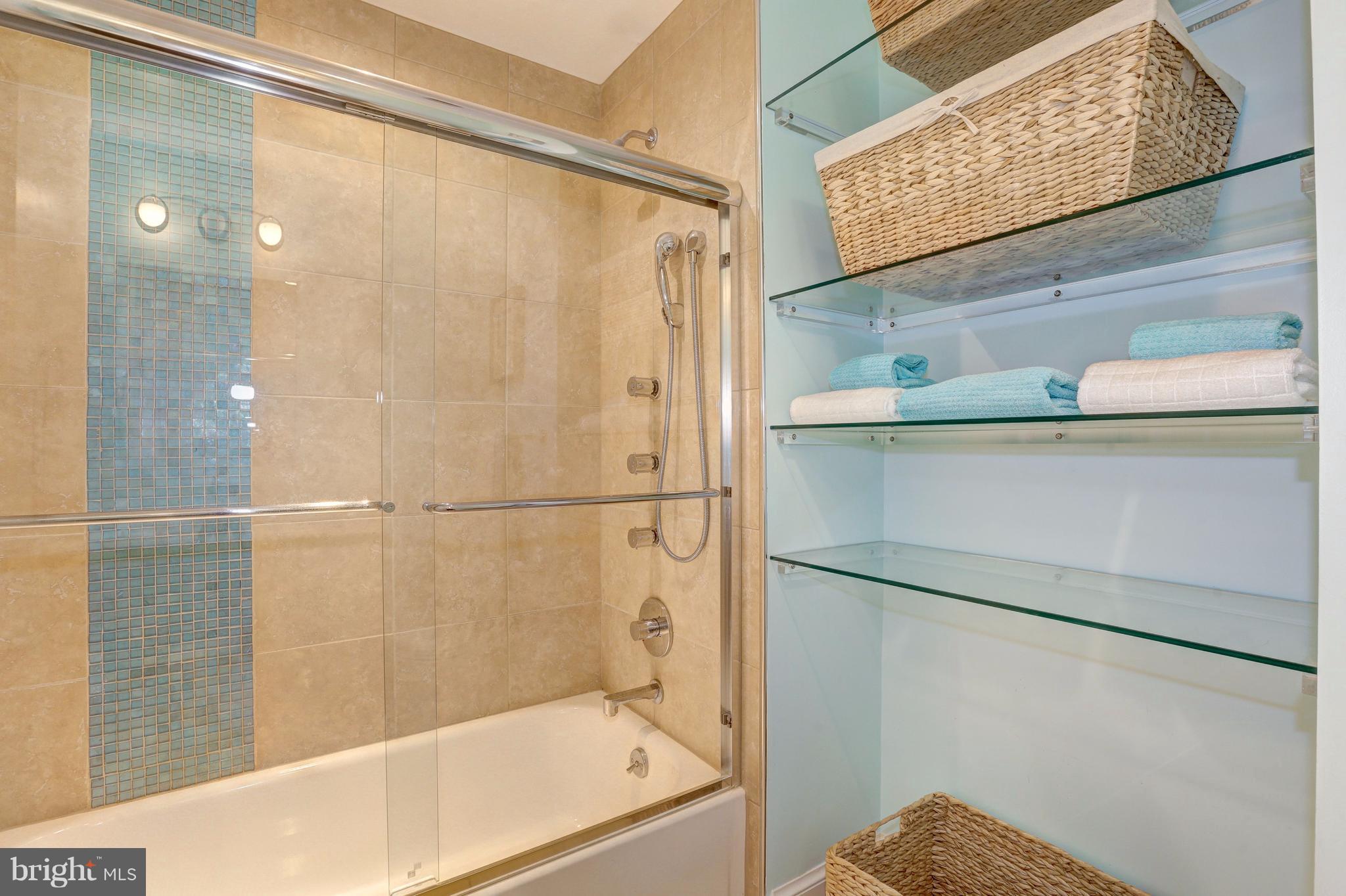 LONGWOOD - Residential