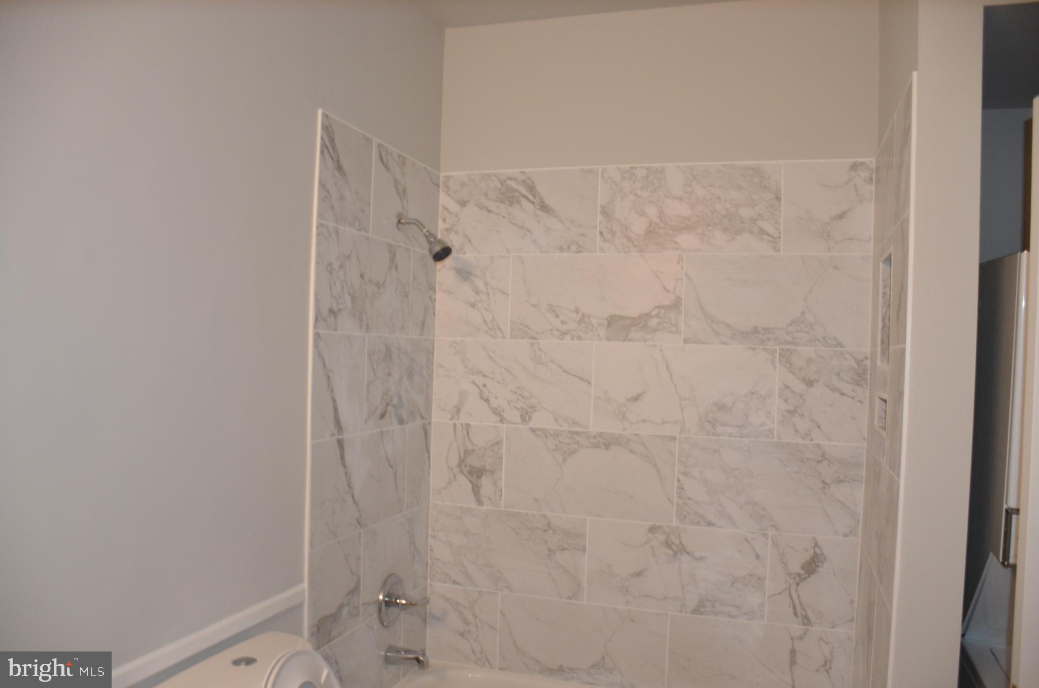 PENDERBROOK SQUARE CONDOMINIUMS - Residential