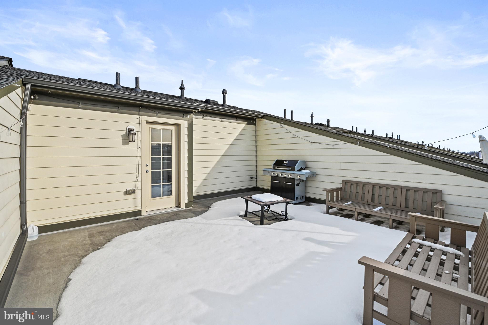 CARVER PLACE - Residential Lease