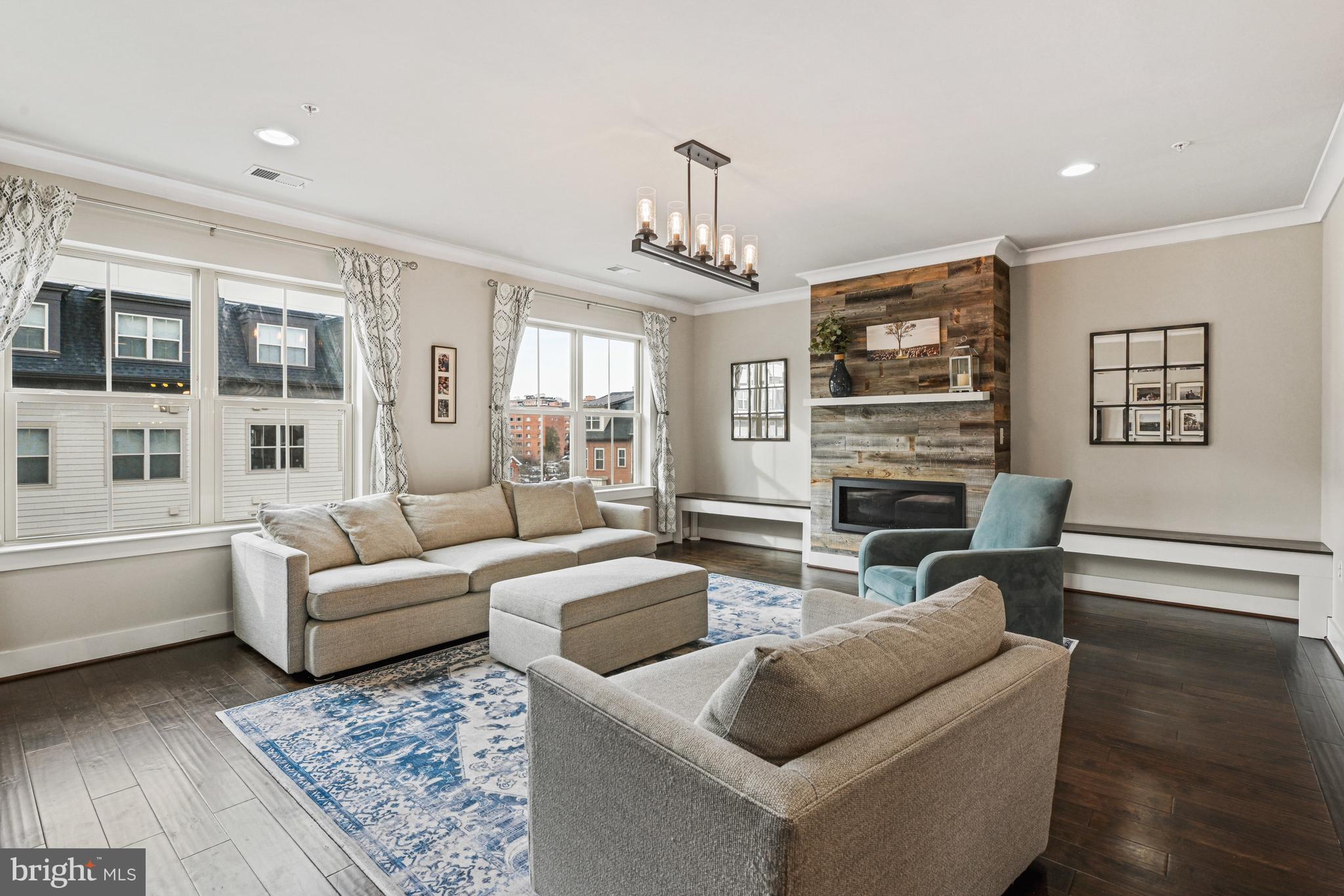 CARVER PLACE - Residential Lease