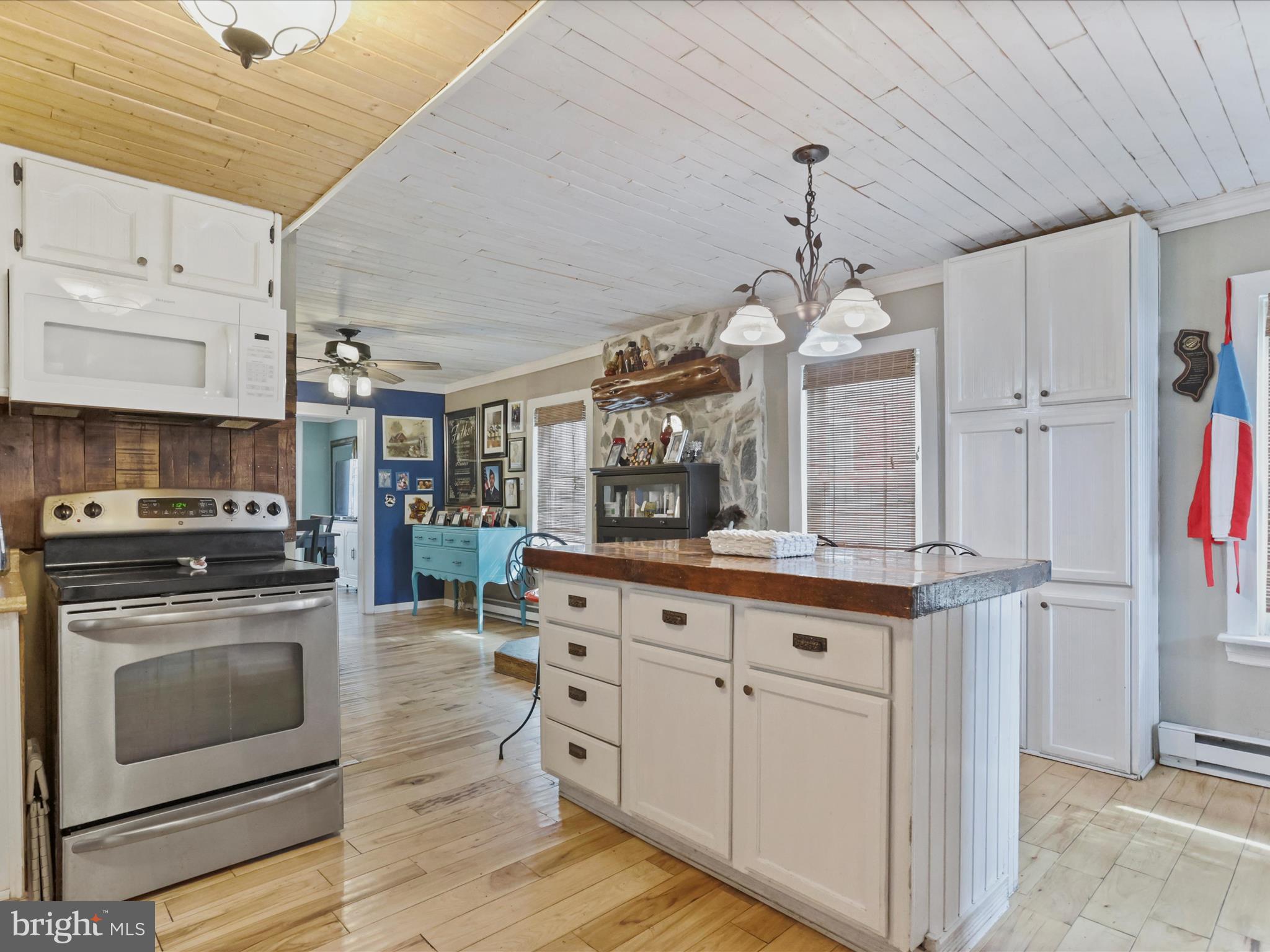 HAGERSTOWN - Residential