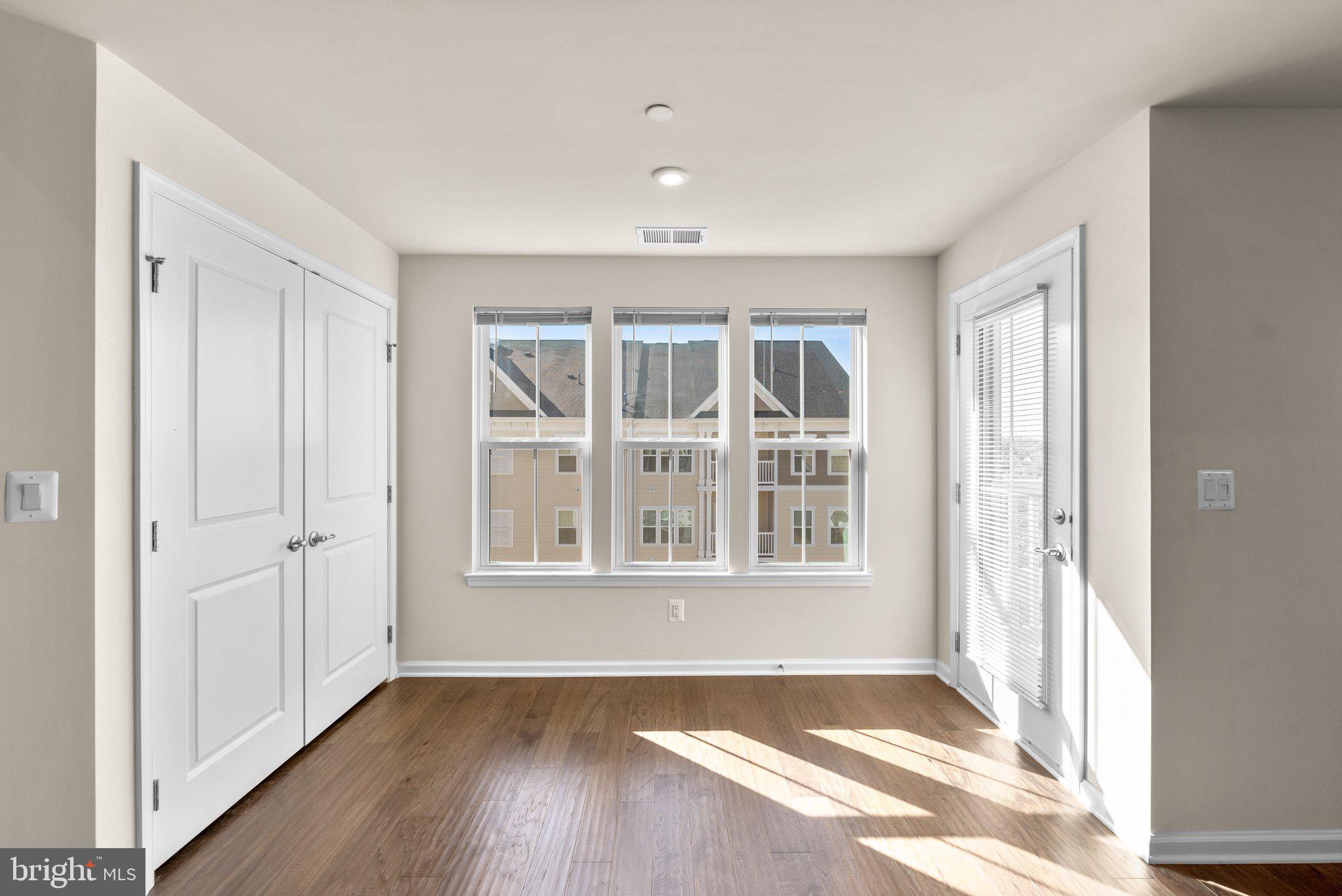 ELLICOTTS RETREAT - Residential