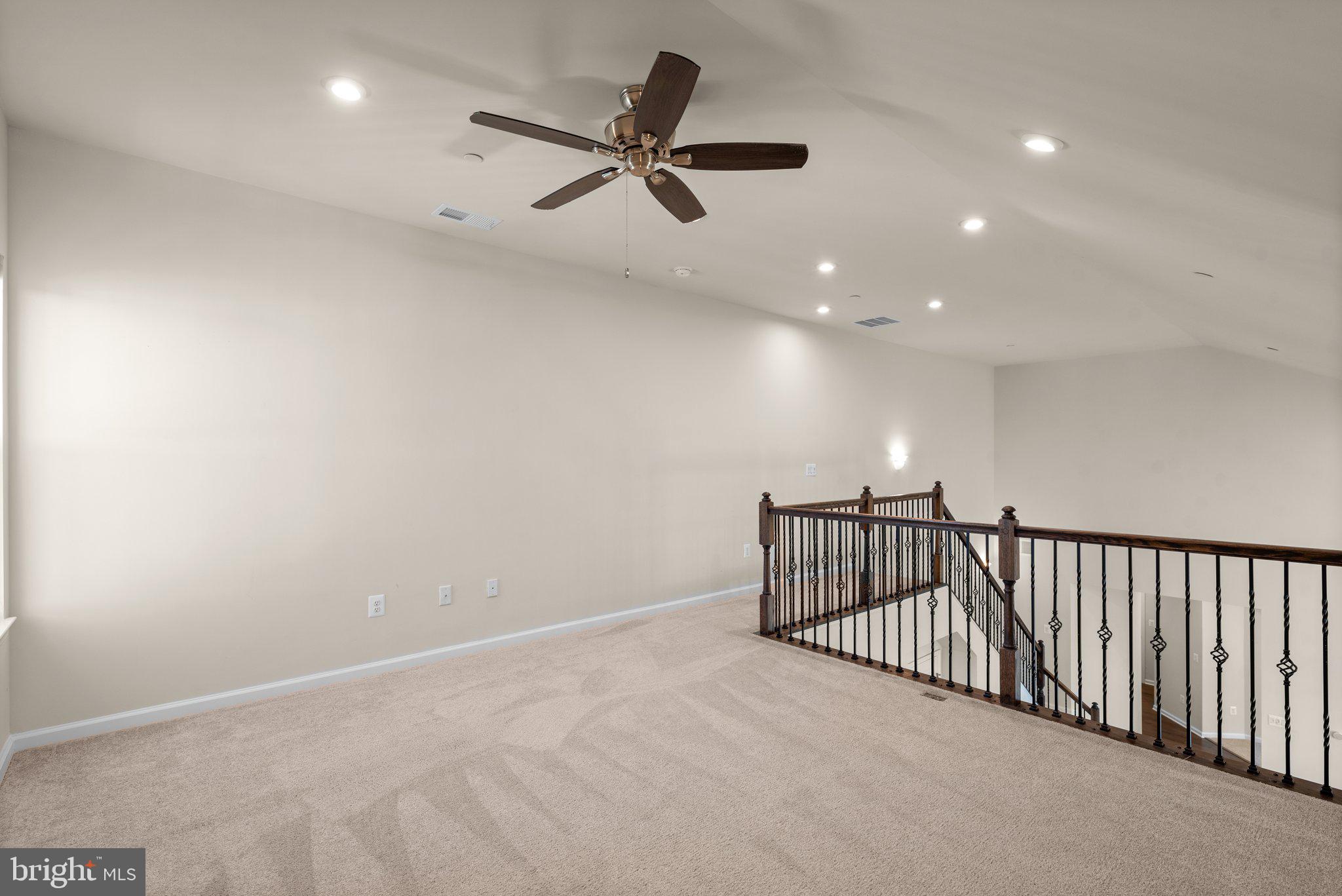 ELLICOTTS RETREAT - Residential