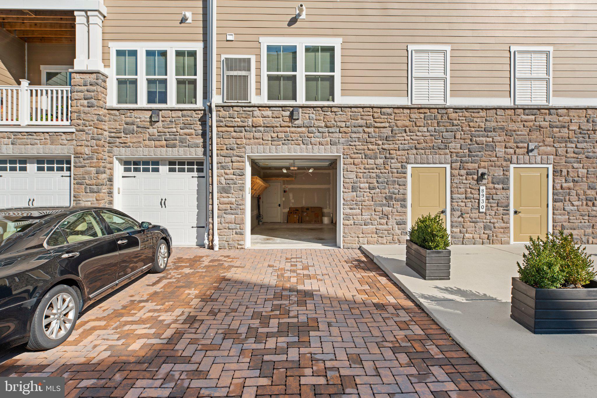 ELLICOTTS RETREAT - Residential