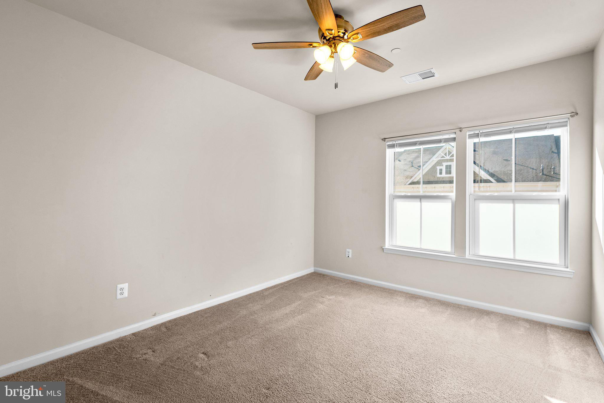 ELLICOTTS RETREAT - Residential