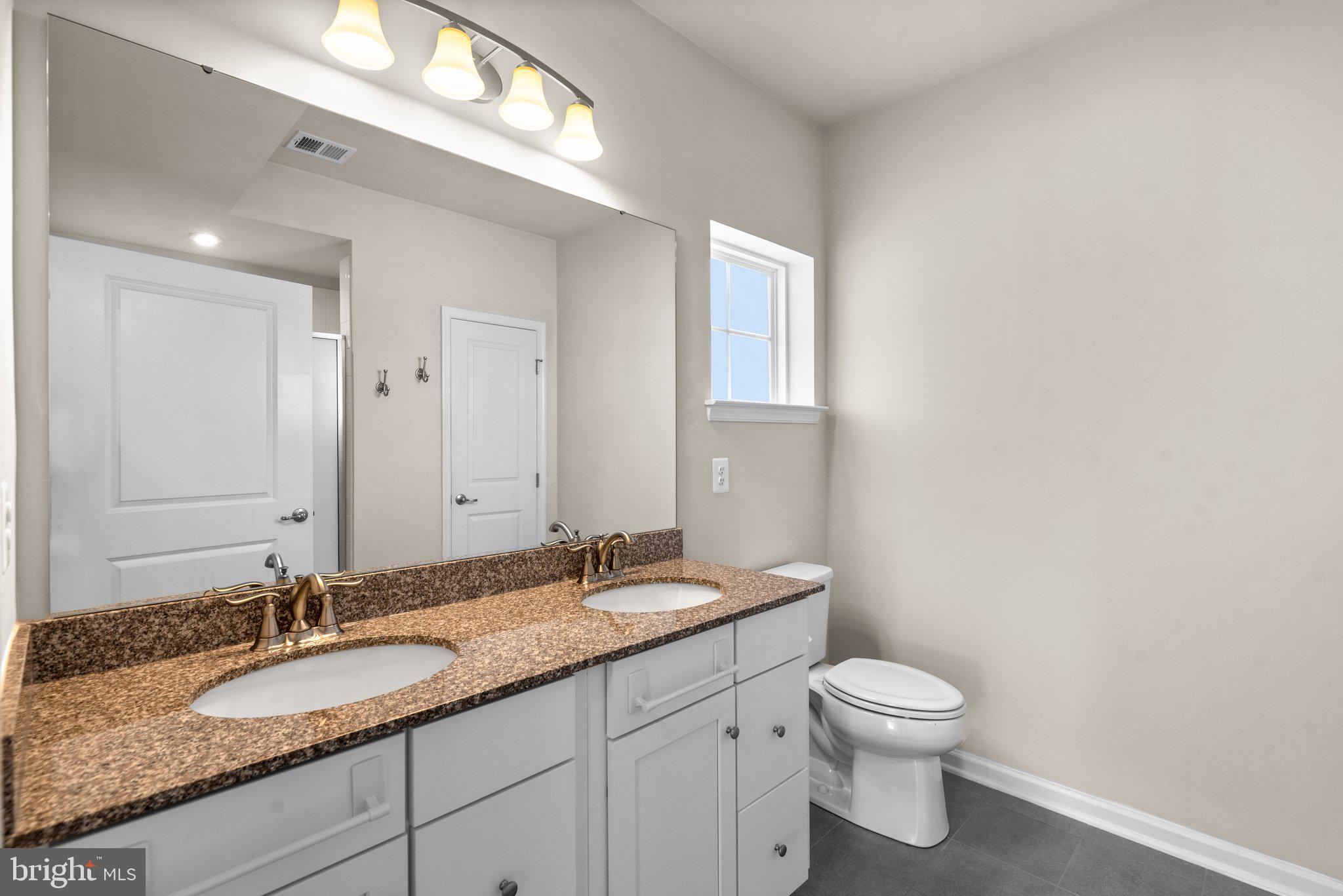 ELLICOTTS RETREAT - Residential