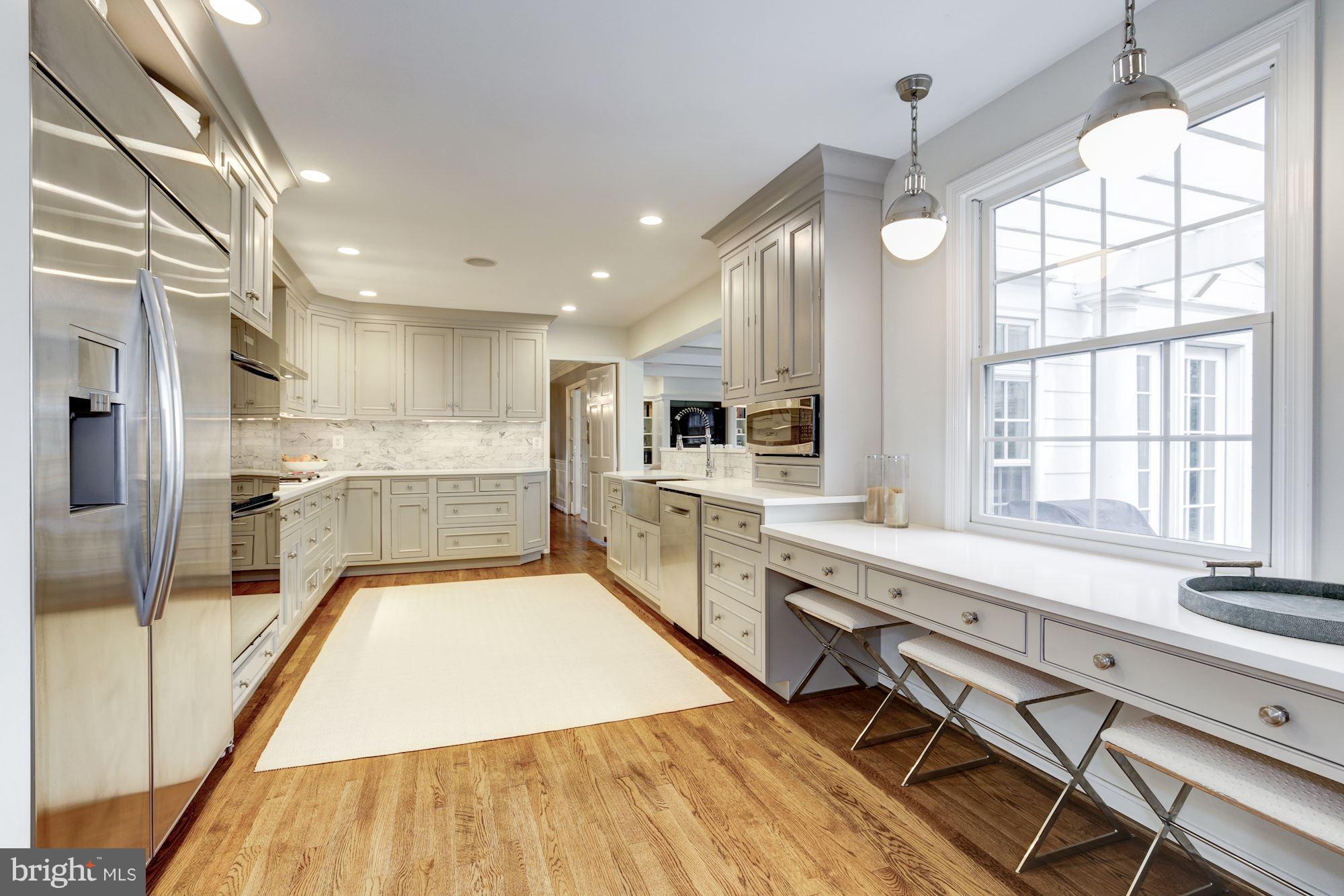 RIVER FALLS - Residential