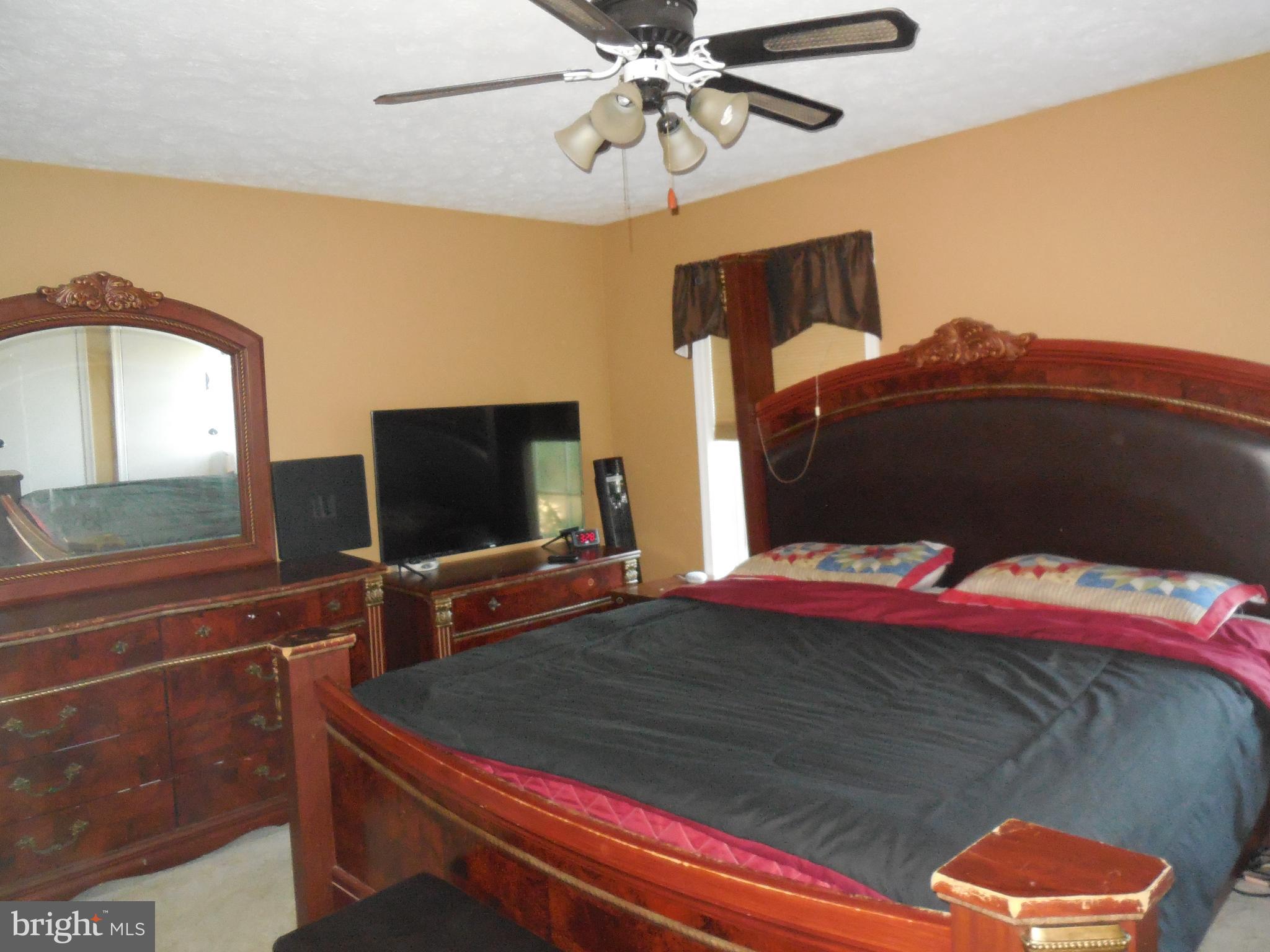 RIVERSIDE - Residential