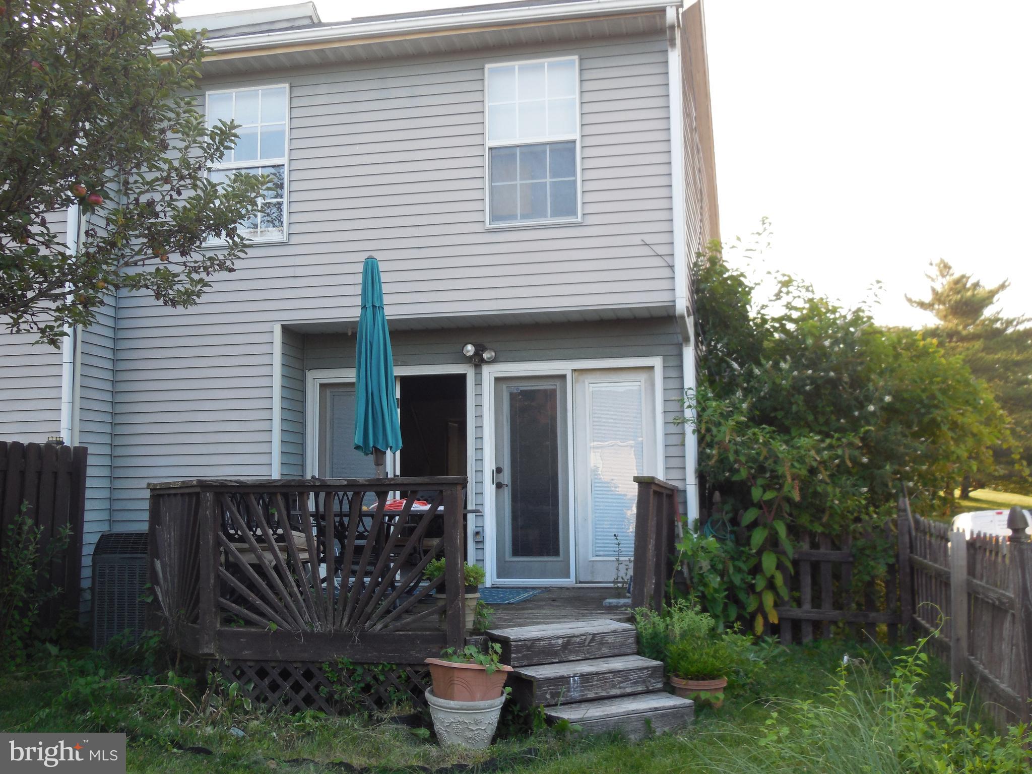 RIVERSIDE - Residential