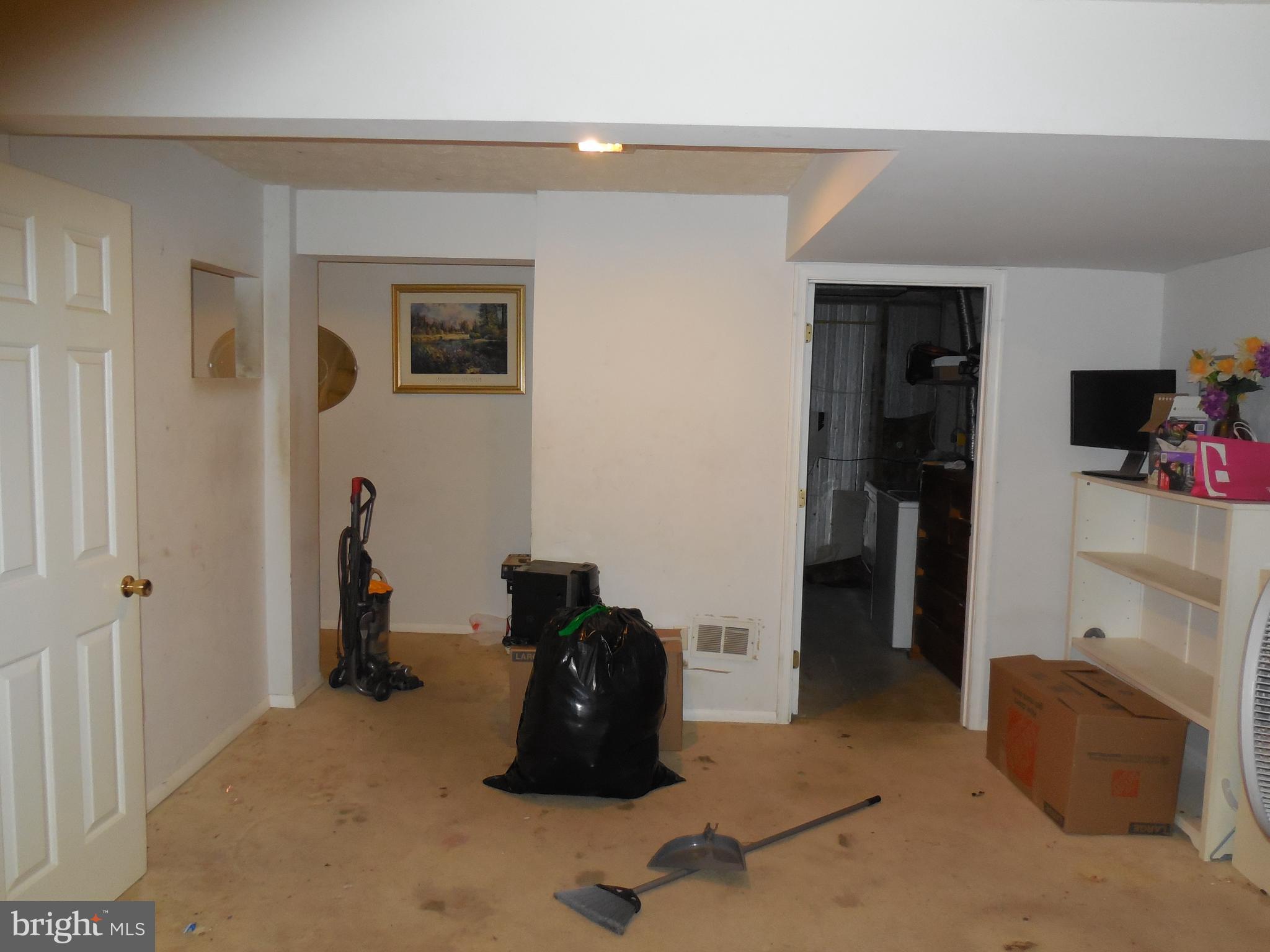 RIVERSIDE - Residential