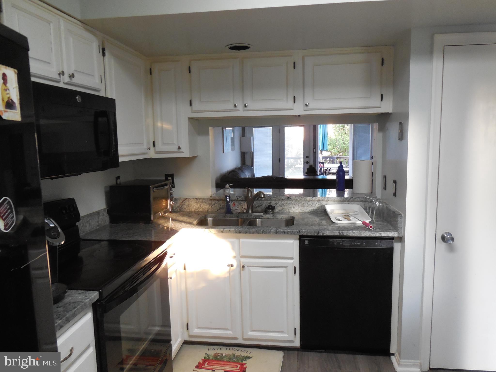 RIVERSIDE - Residential