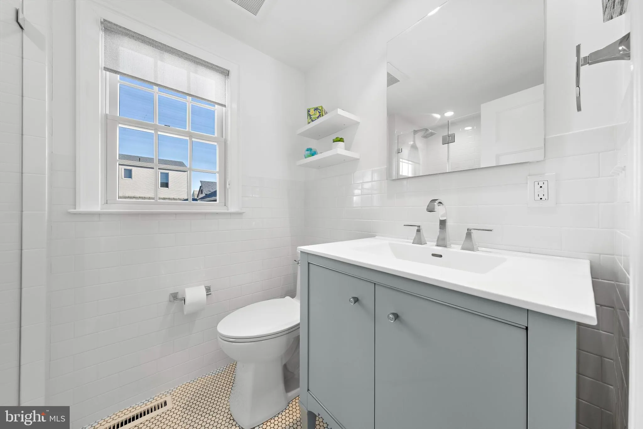 Long Beach Township, New Jersey 08008, United States, 4 Bedrooms Bedrooms, ,2 BathroomsBathrooms,Residential,Active,241820