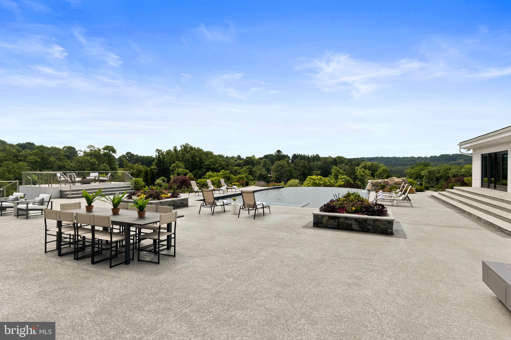 WEST CHESTER - Residential