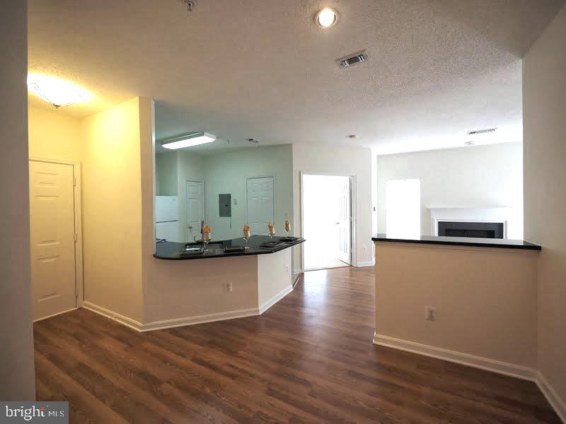 1705 LAKE SHORE CREST DRIVE 23