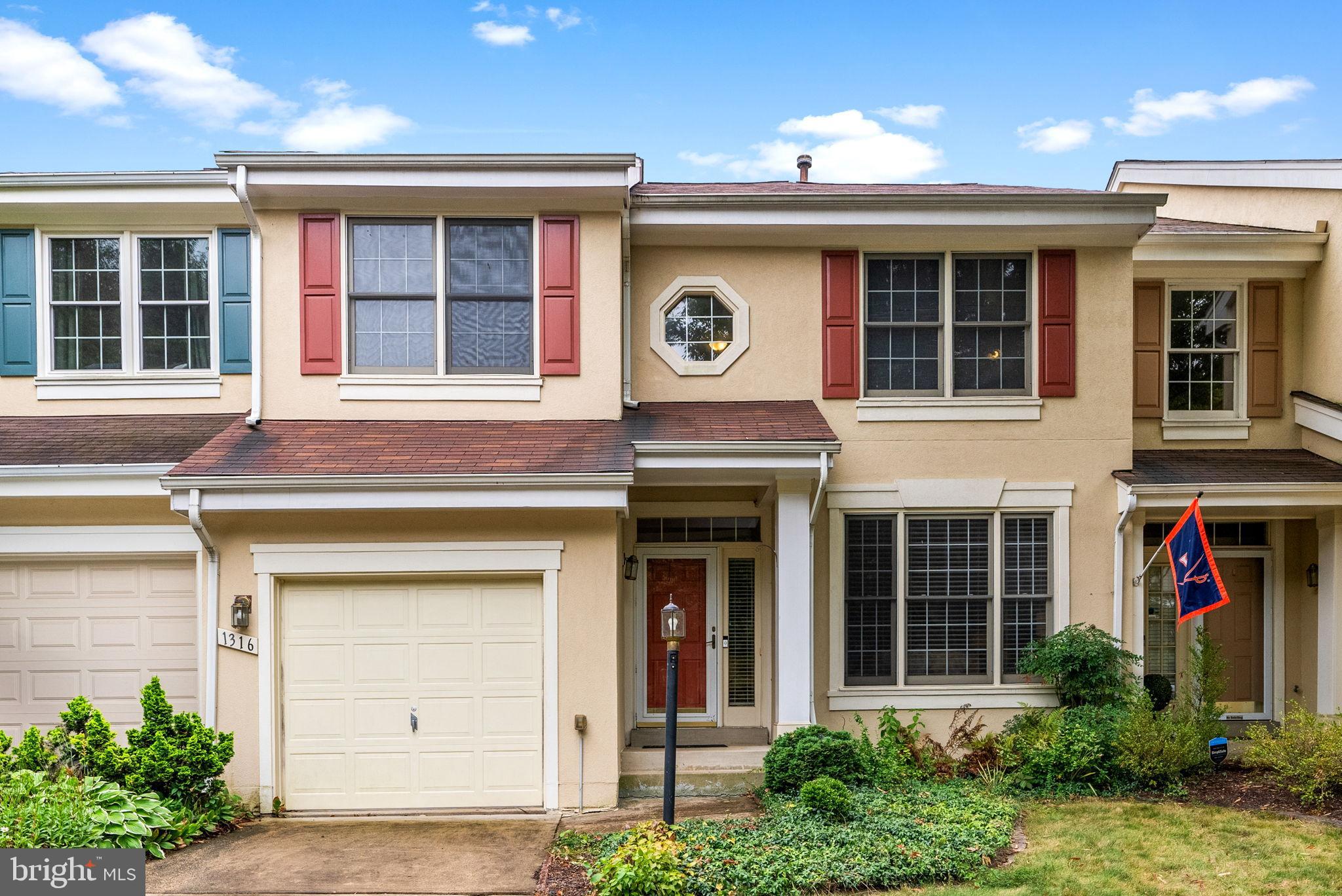 1316 PARK GARDEN LANE