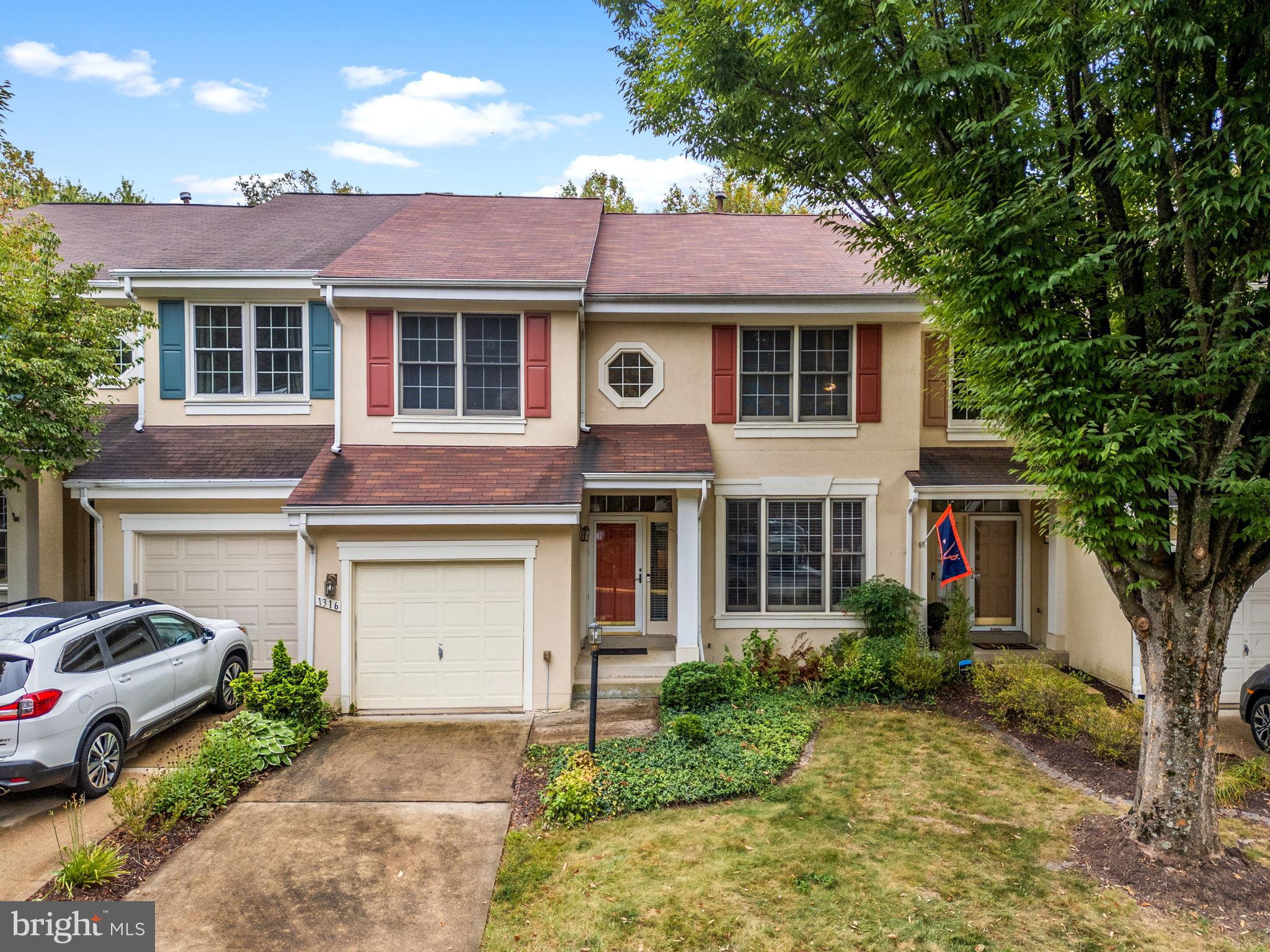1316 PARK GARDEN LANE