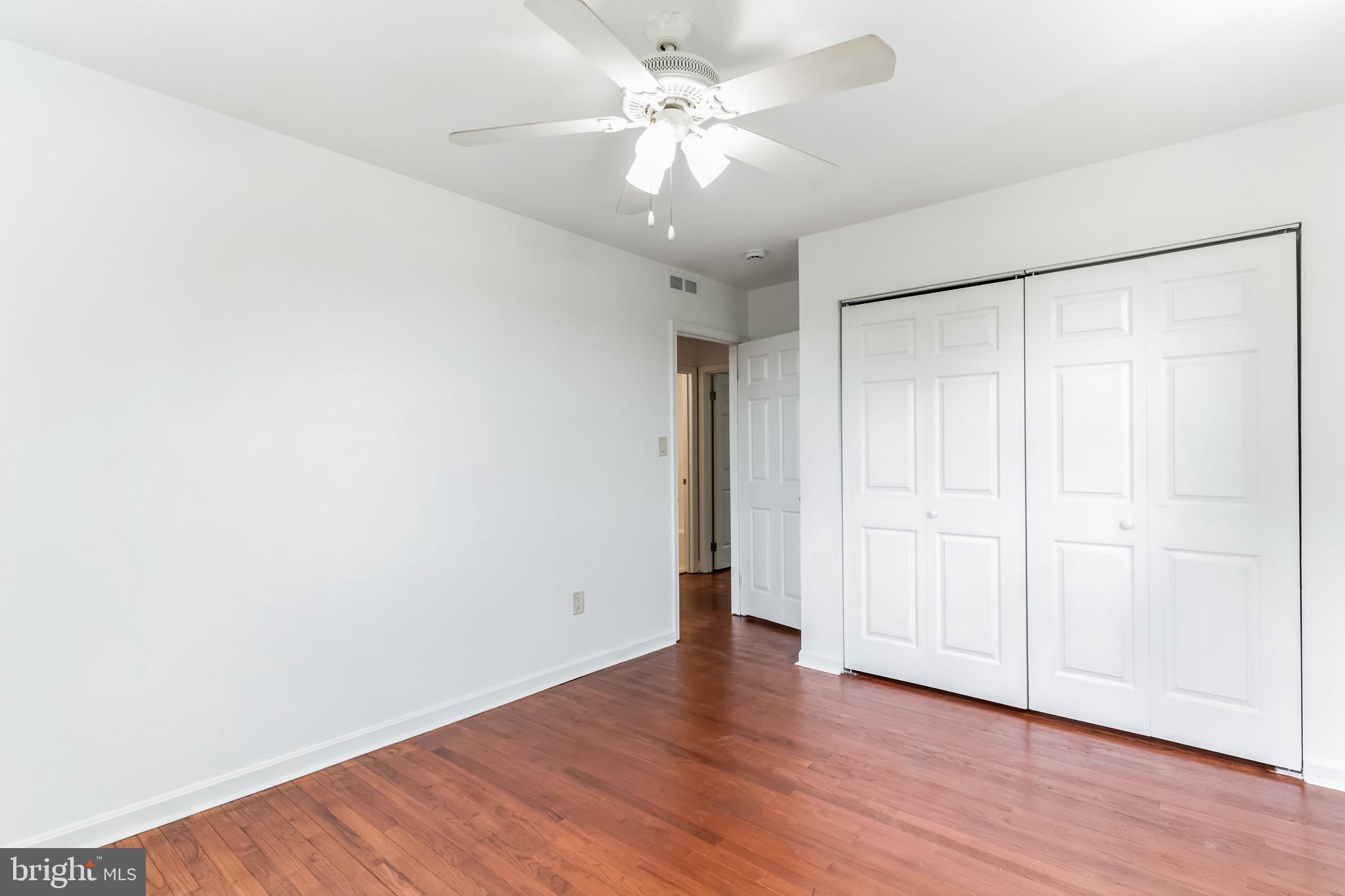 OLD TOWNE VILLAGE CONDOMINIUMS - Residential Lease