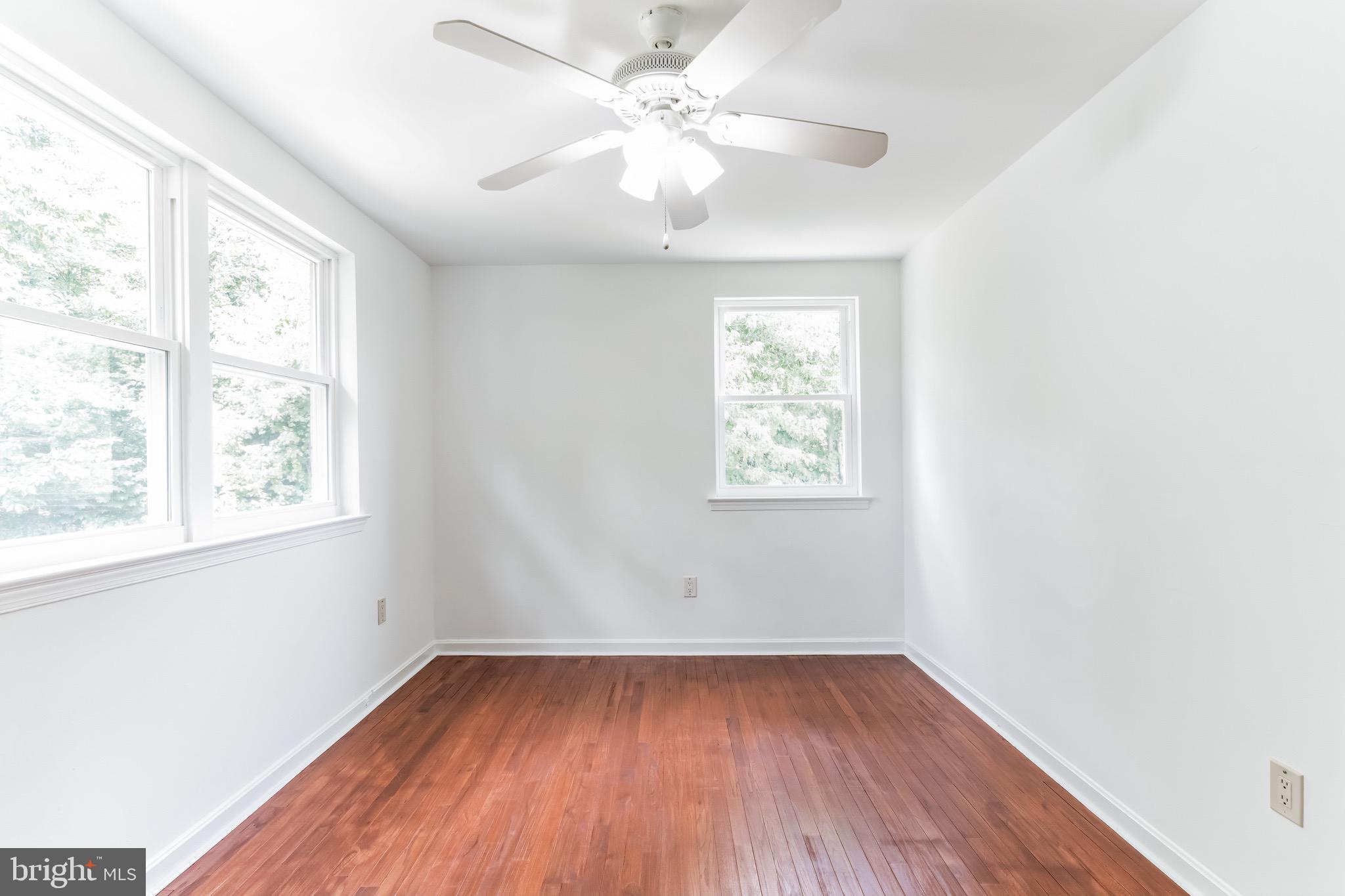 OLD TOWNE VILLAGE CONDOMINIUMS - Residential Lease