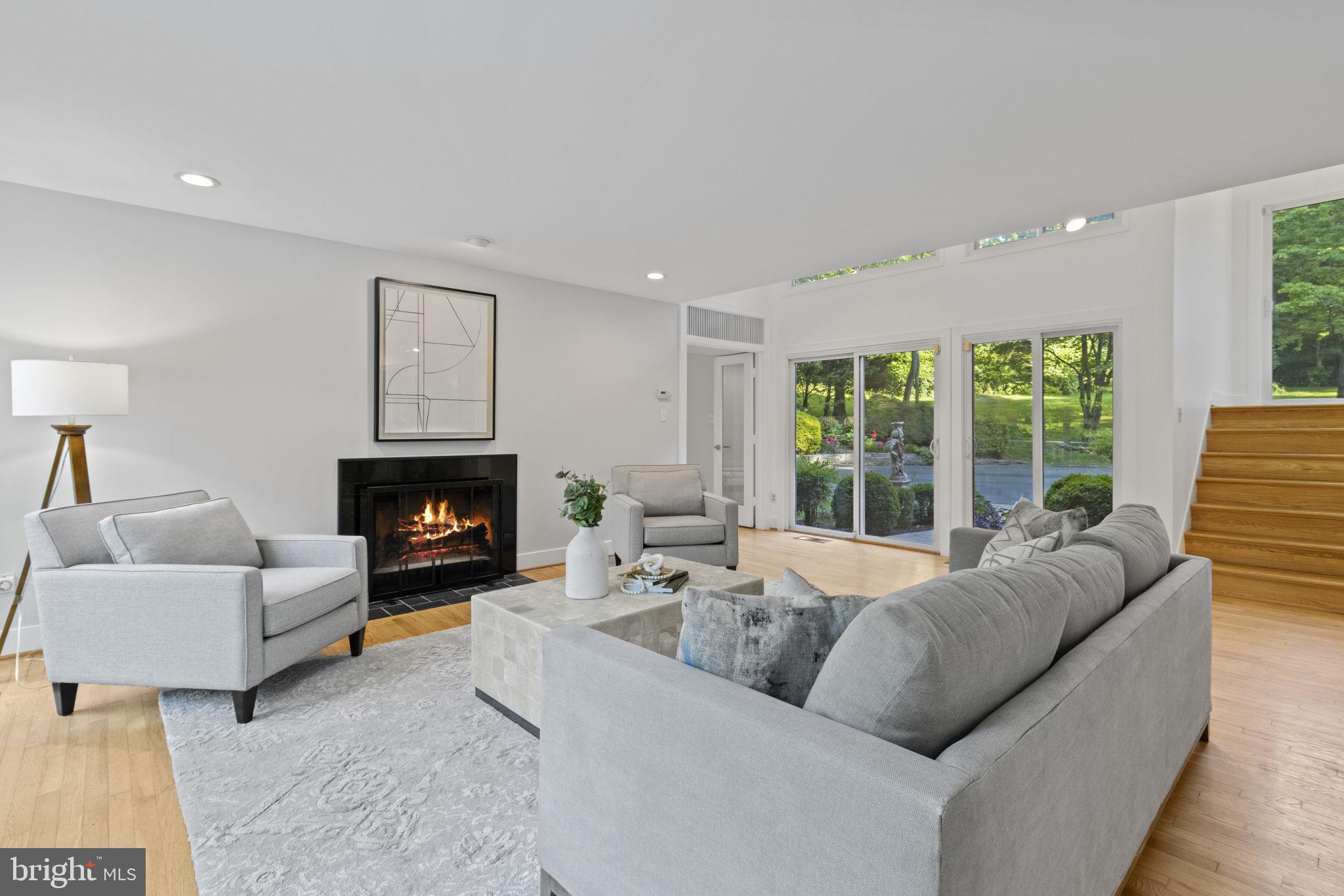 SADDLE RIDGE - Residential