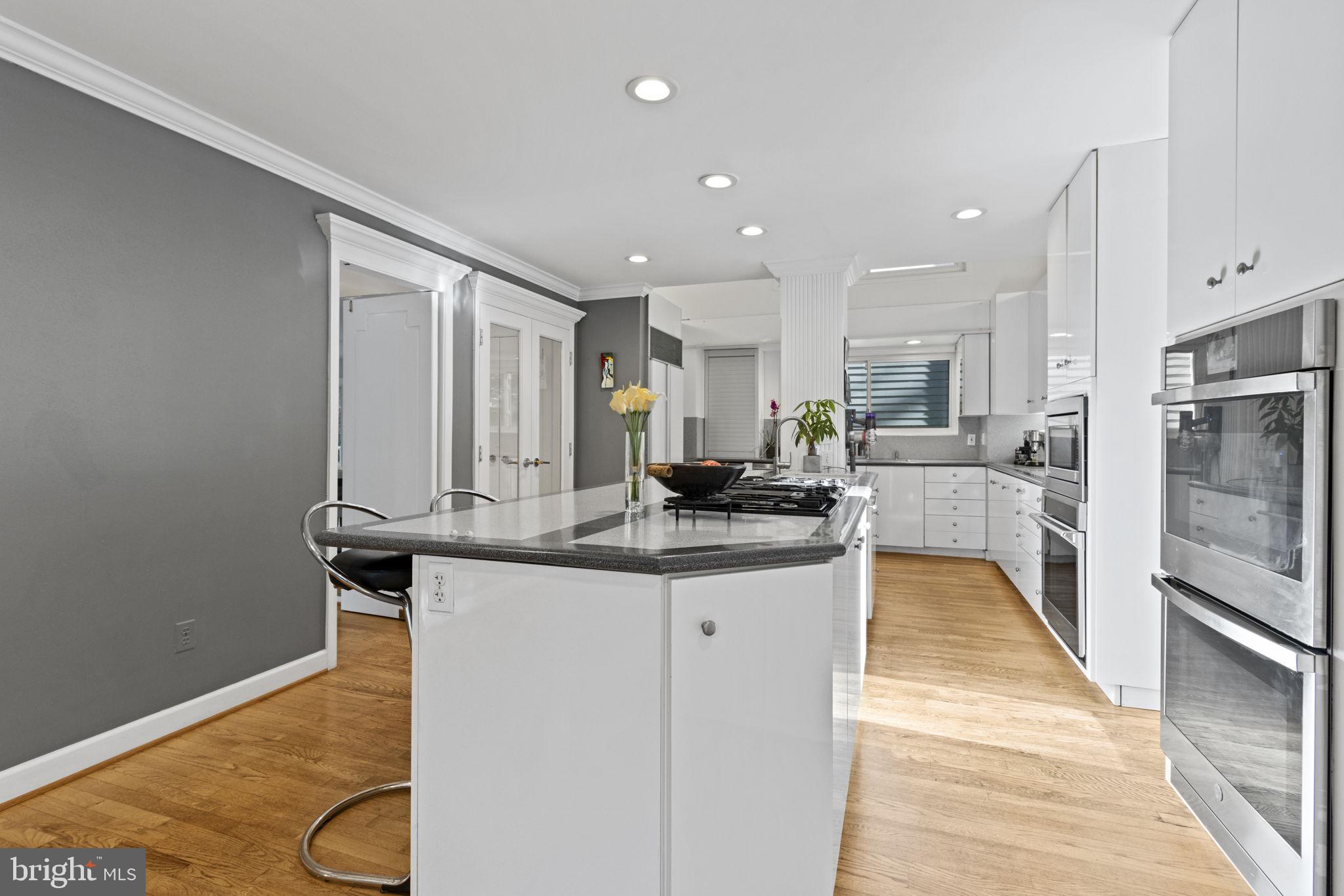 SADDLE RIDGE - Residential