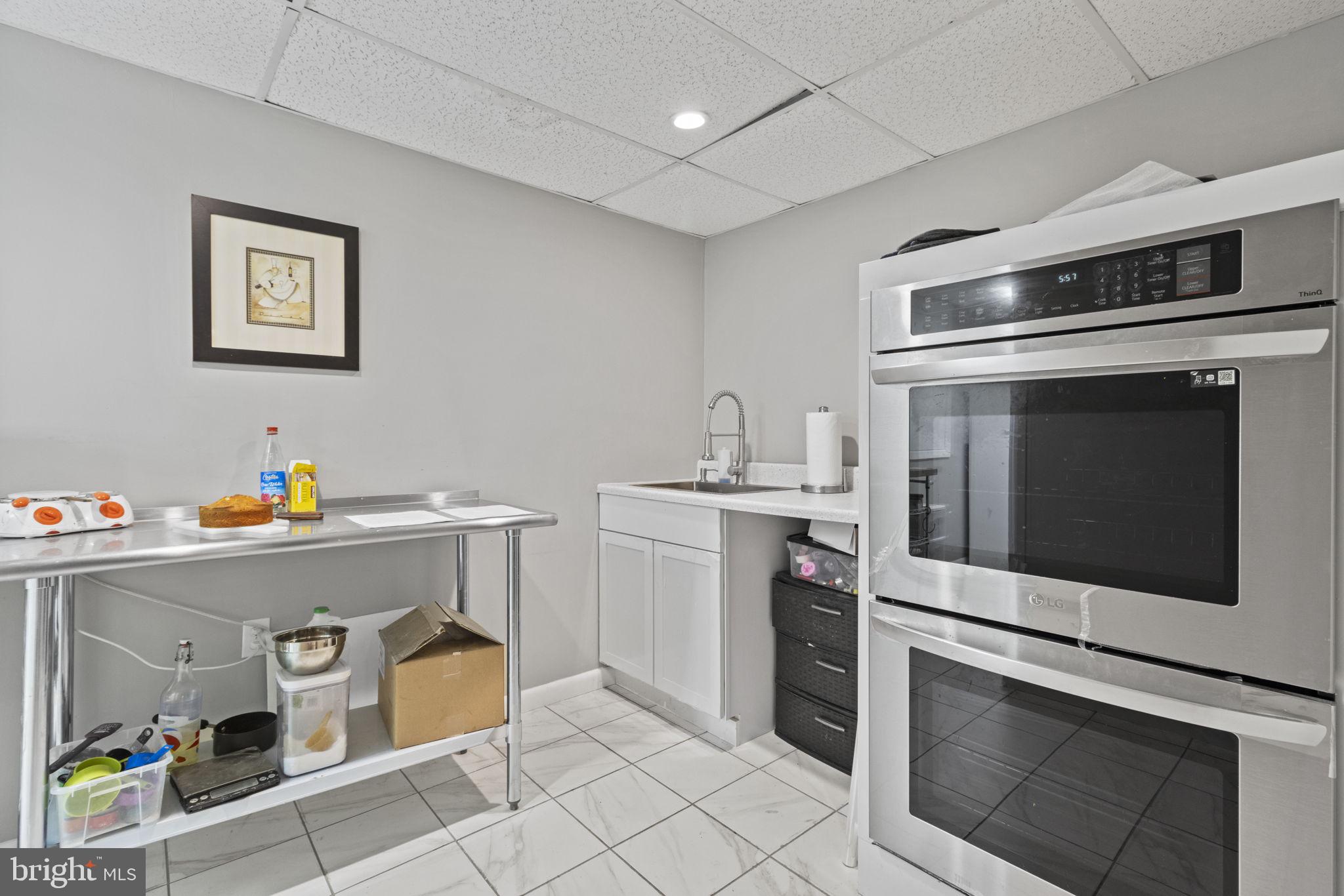 SADDLE RIDGE - Residential