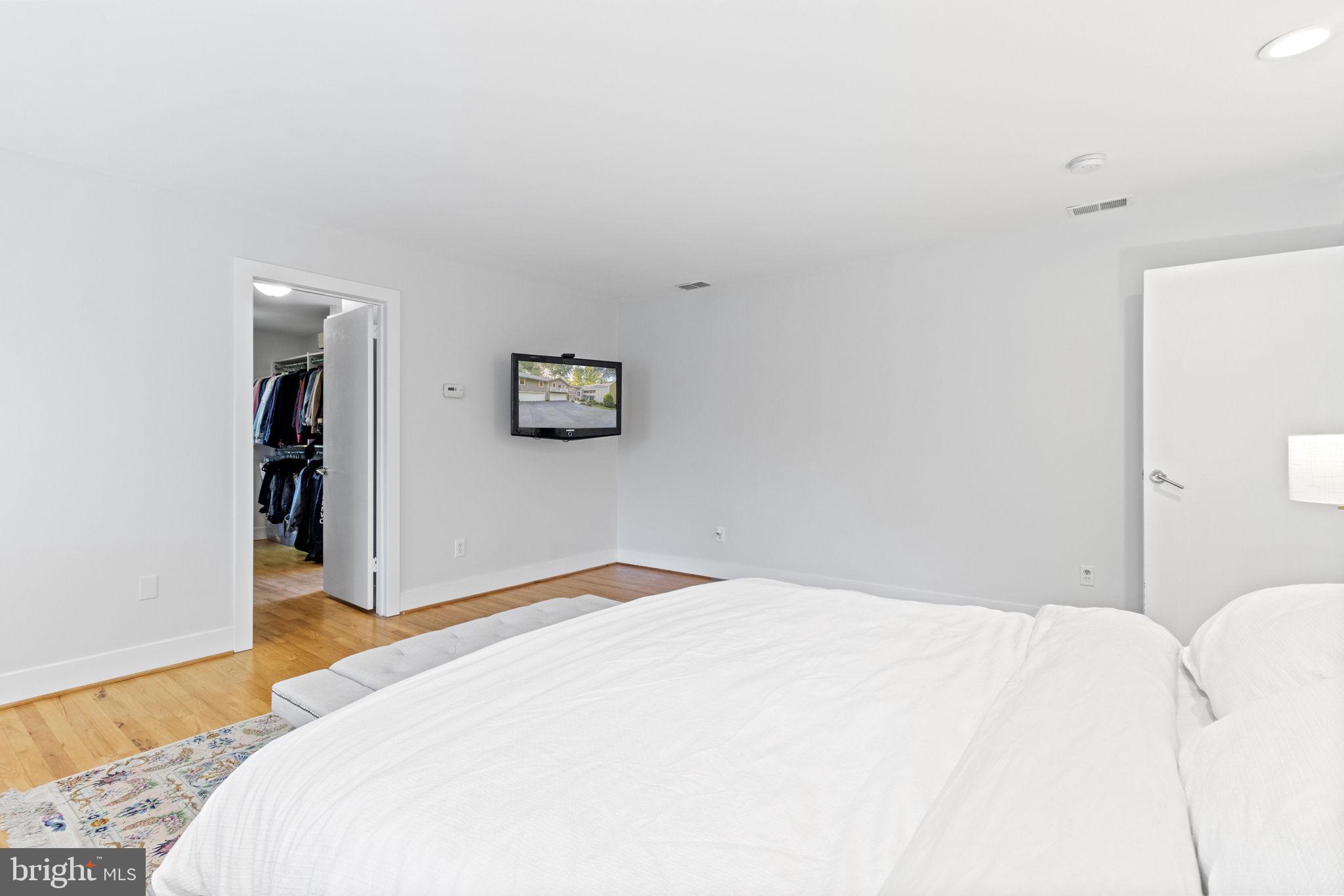 SADDLE RIDGE - Residential