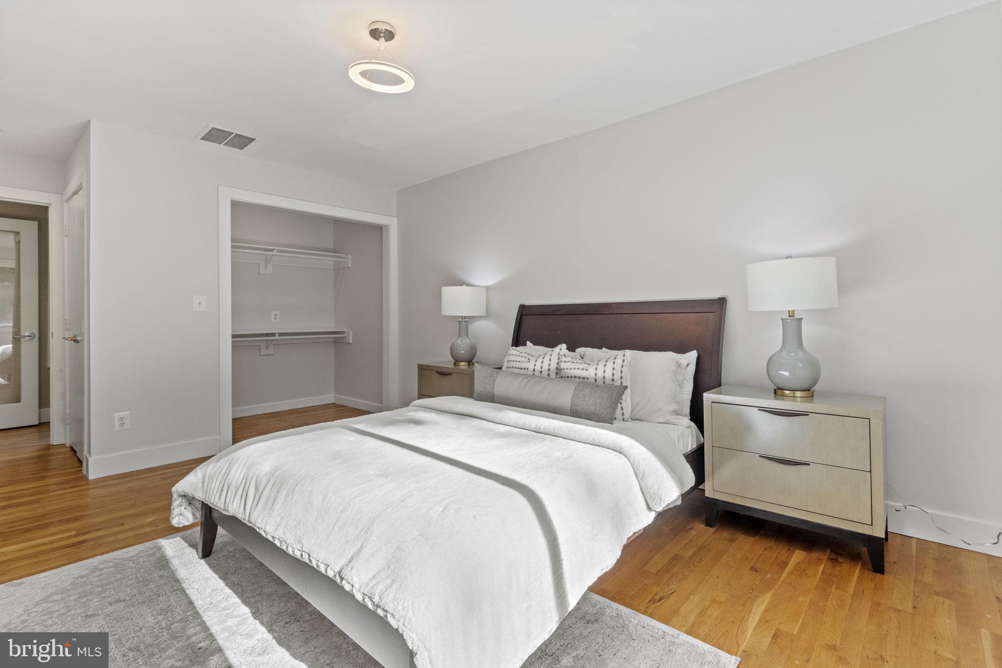 SADDLE RIDGE - Residential