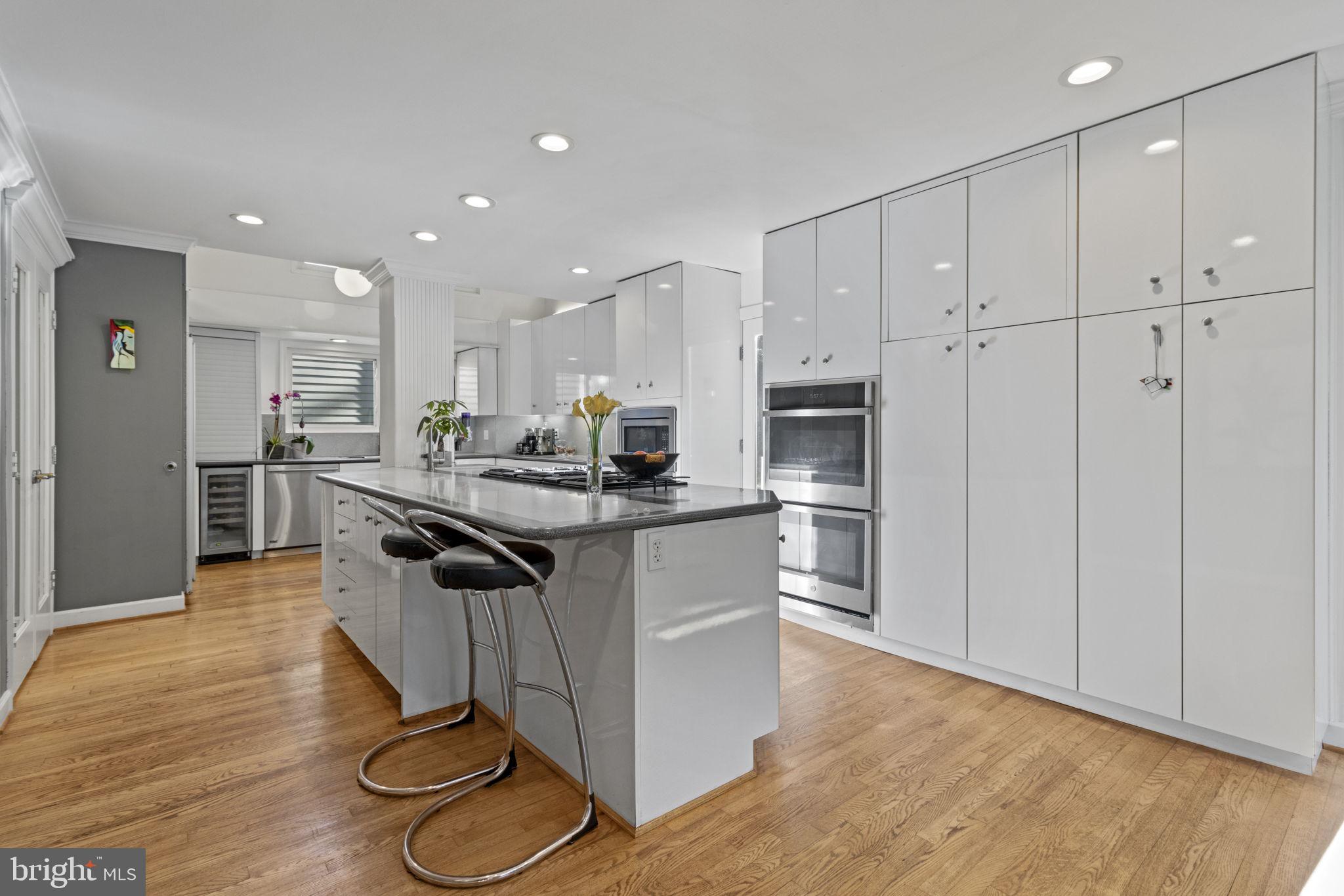 SADDLE RIDGE - Residential