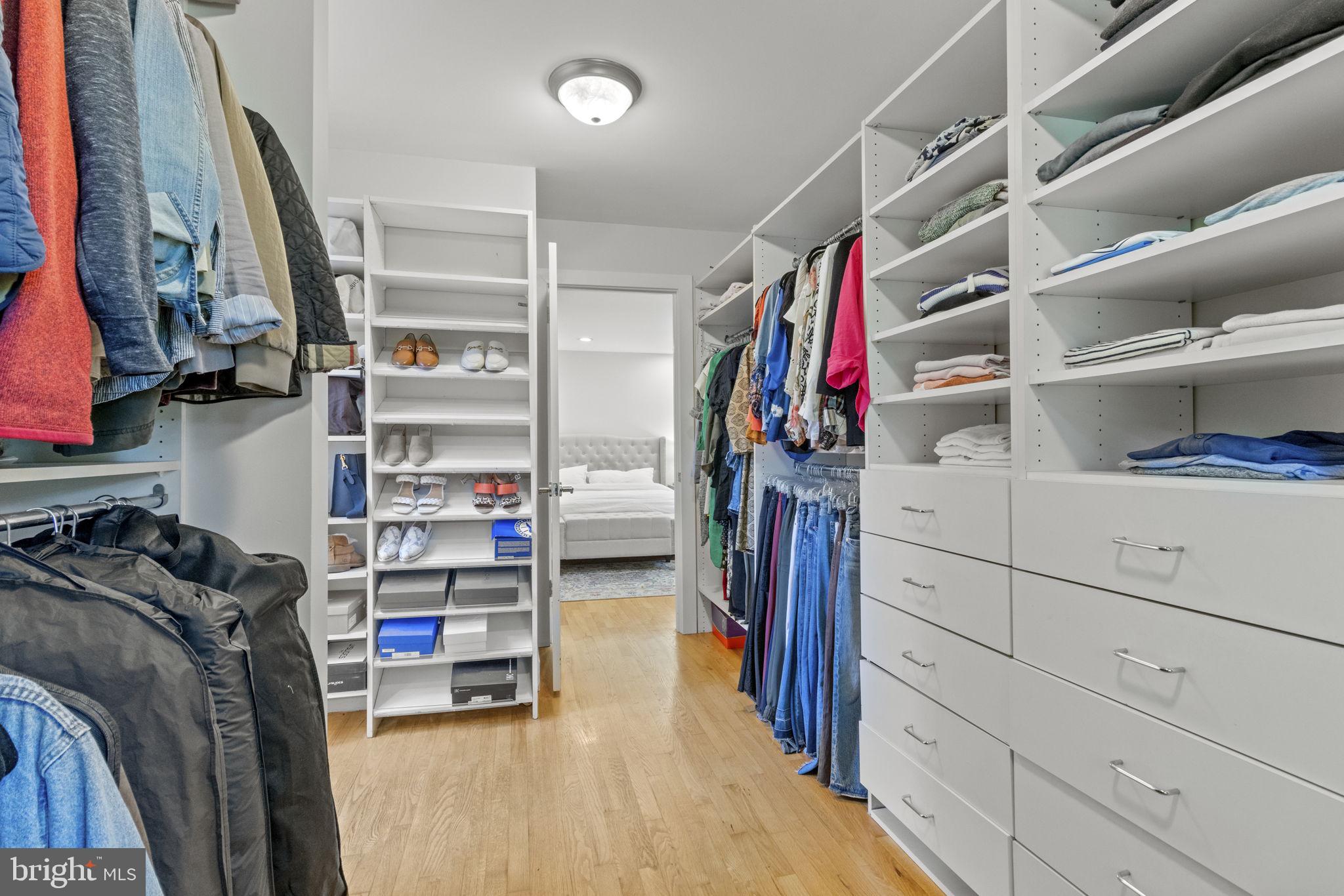 SADDLE RIDGE - Residential