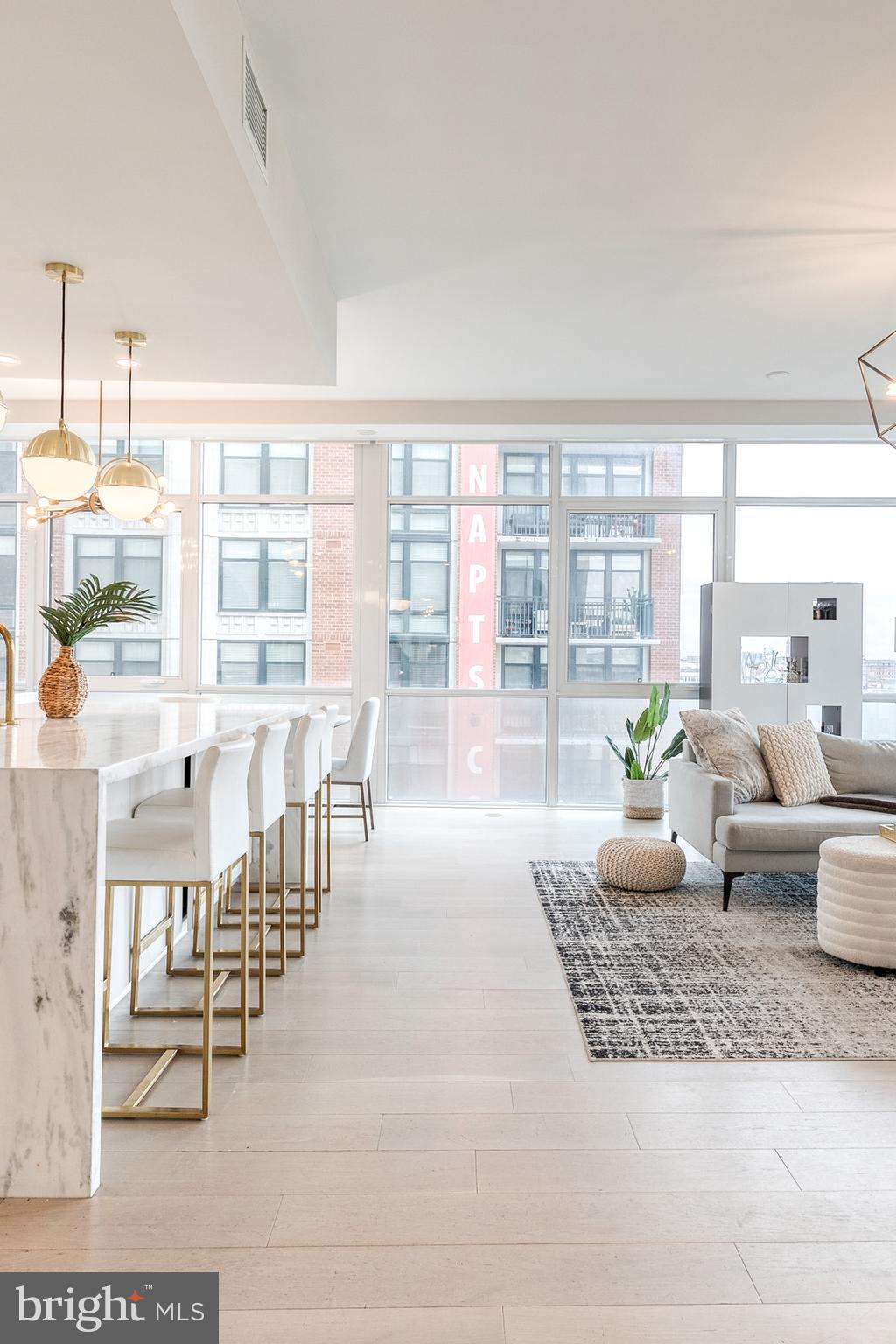 HARBOR EAST - Residential