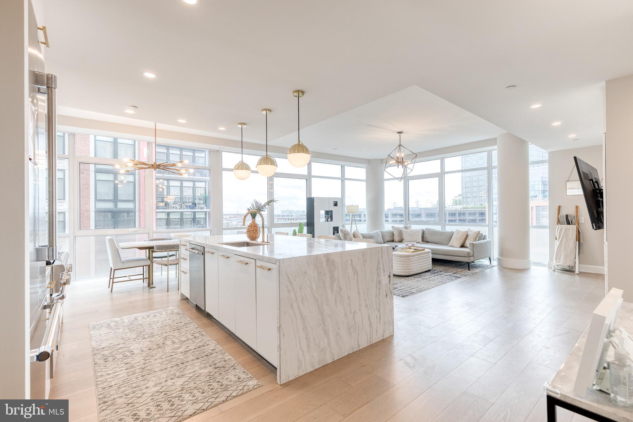 HARBOR EAST - Residential