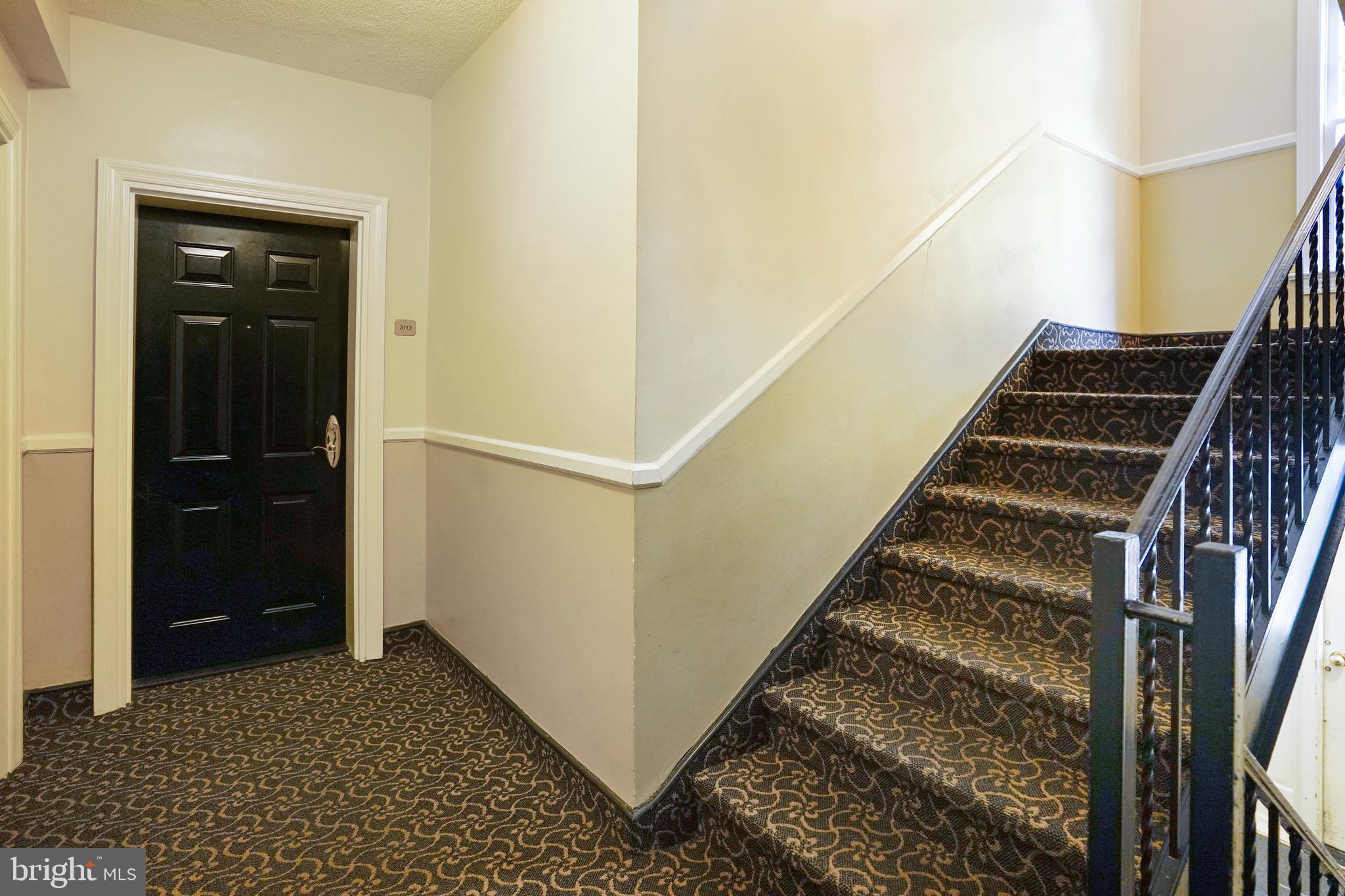 RIVERTON CONDOMINIUMS - Residential Lease