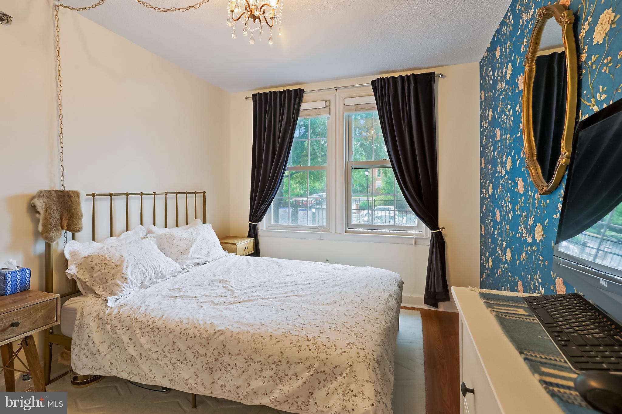 RIVERTON CONDOMINIUMS - Residential Lease