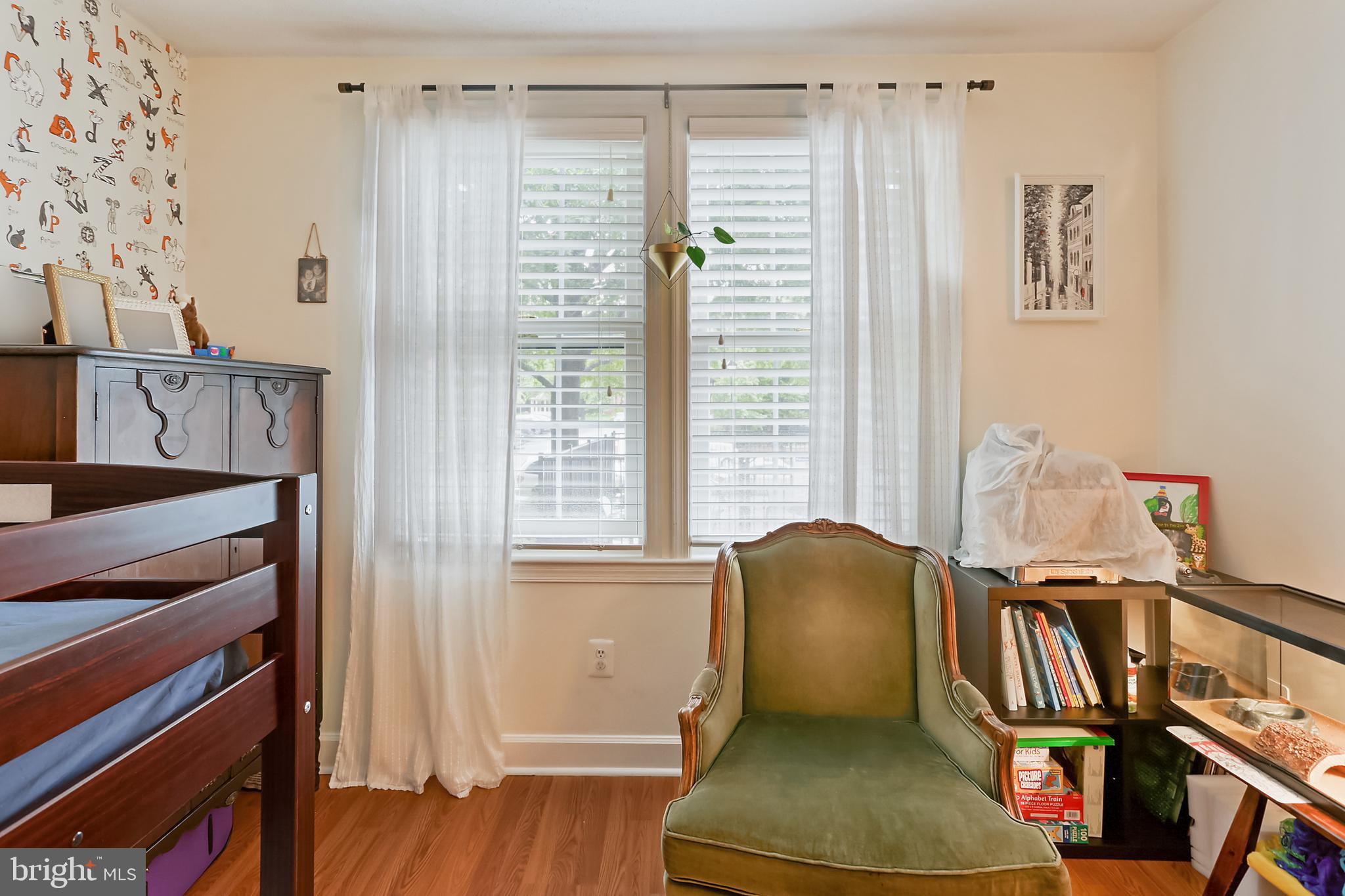 RIVERTON CONDOMINIUMS - Residential Lease