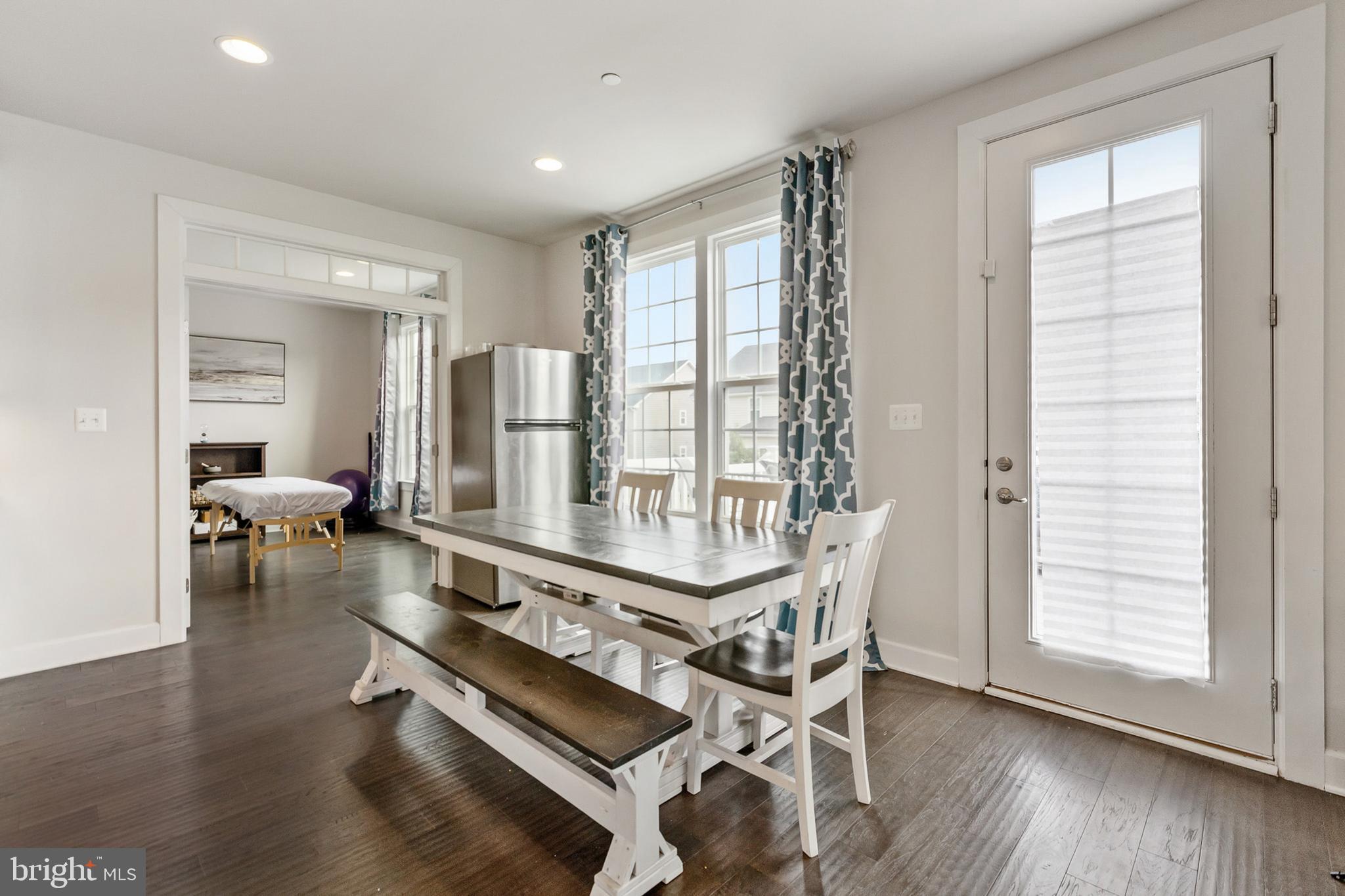 FAIRWOOD - Residential