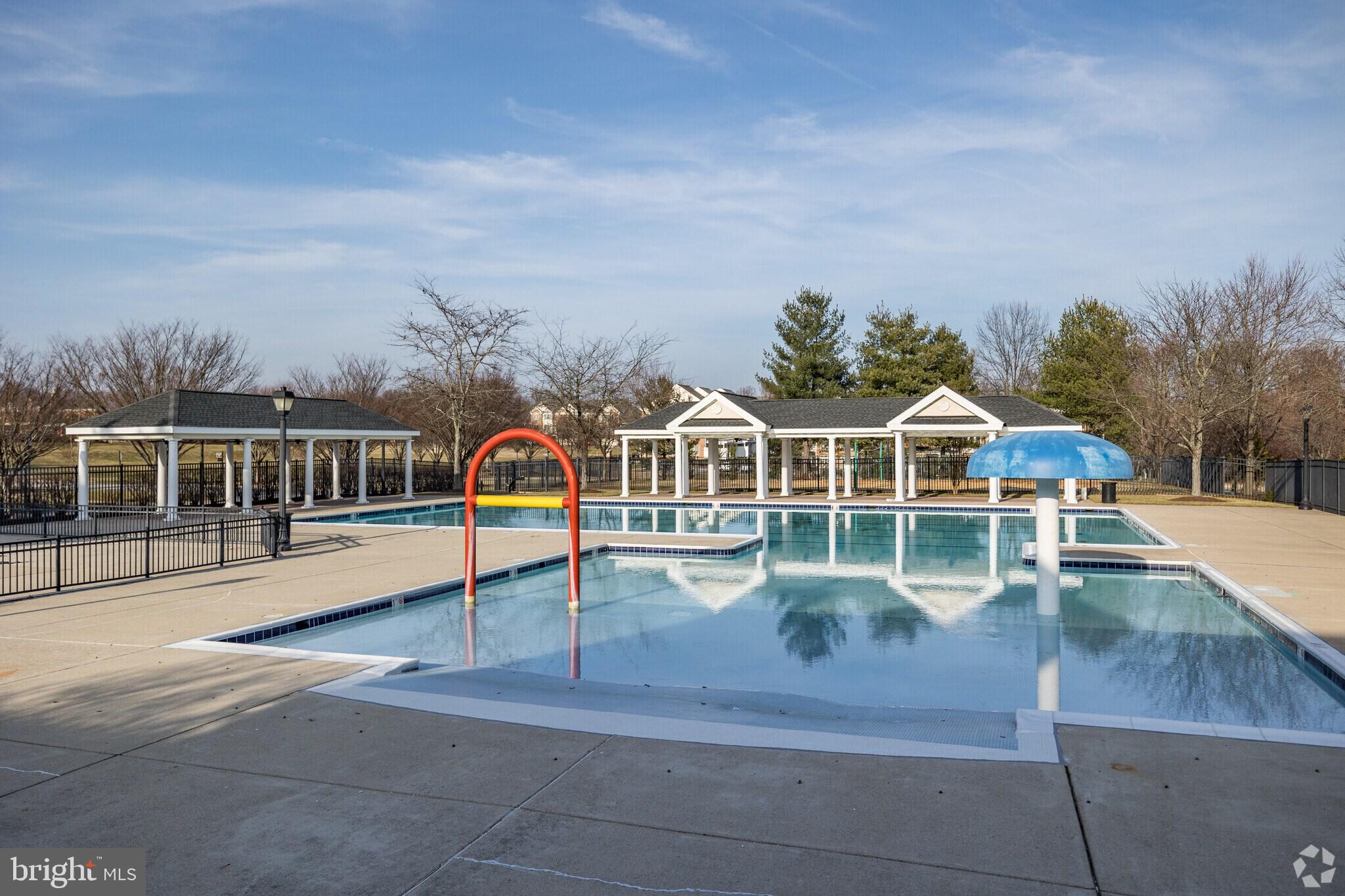 FAIRWOOD - Residential