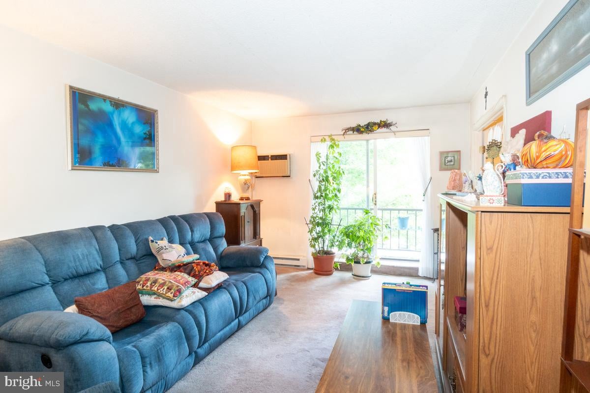 400 GLENDALE ROAD F30