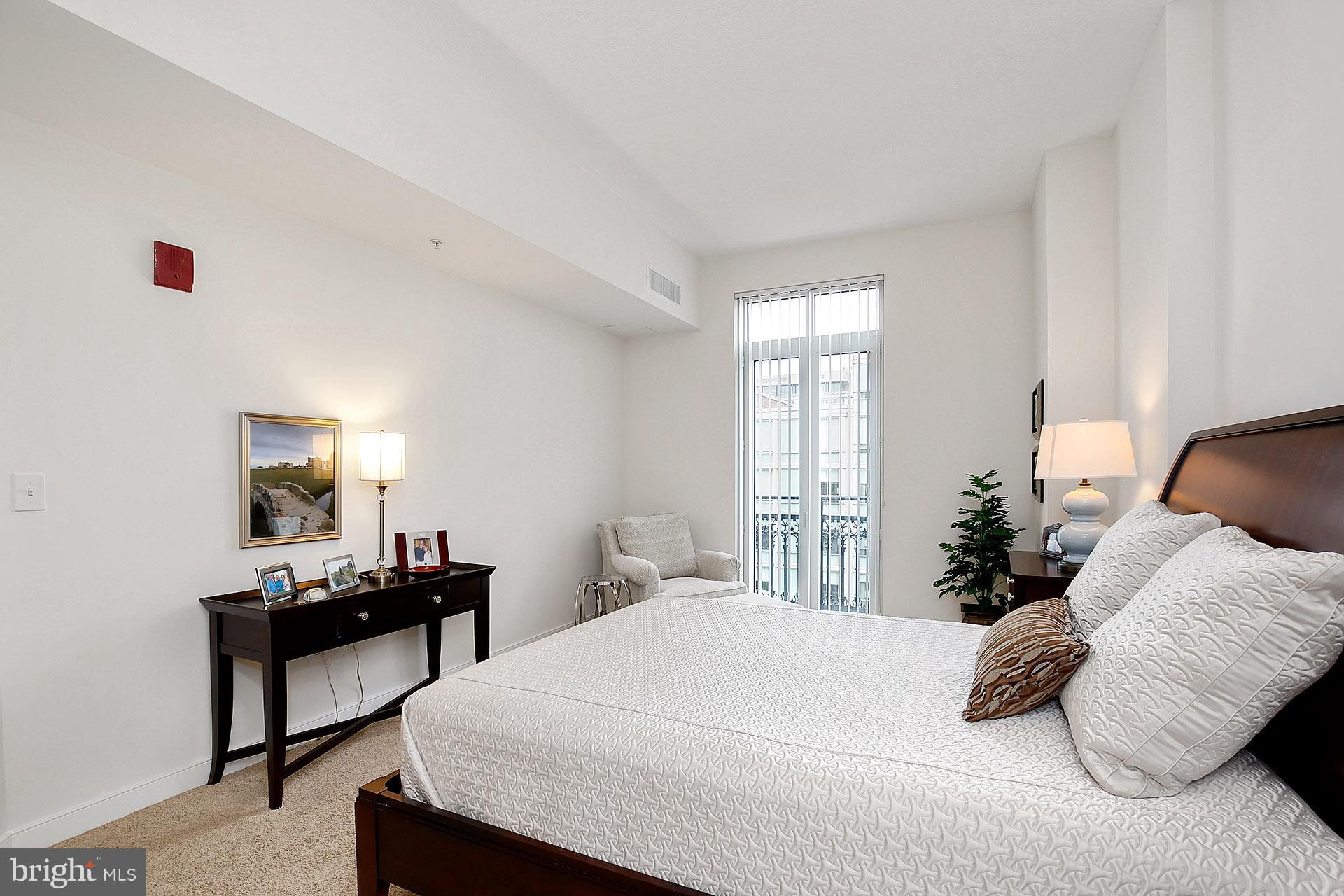 ONE NATIONAL HARBOR CONDOMINIUM - Residential