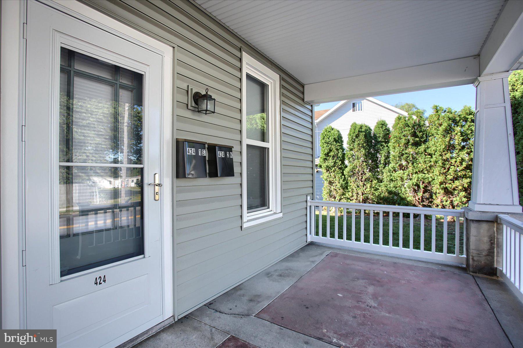 424 W MAIN STREET 1ST FLOOR