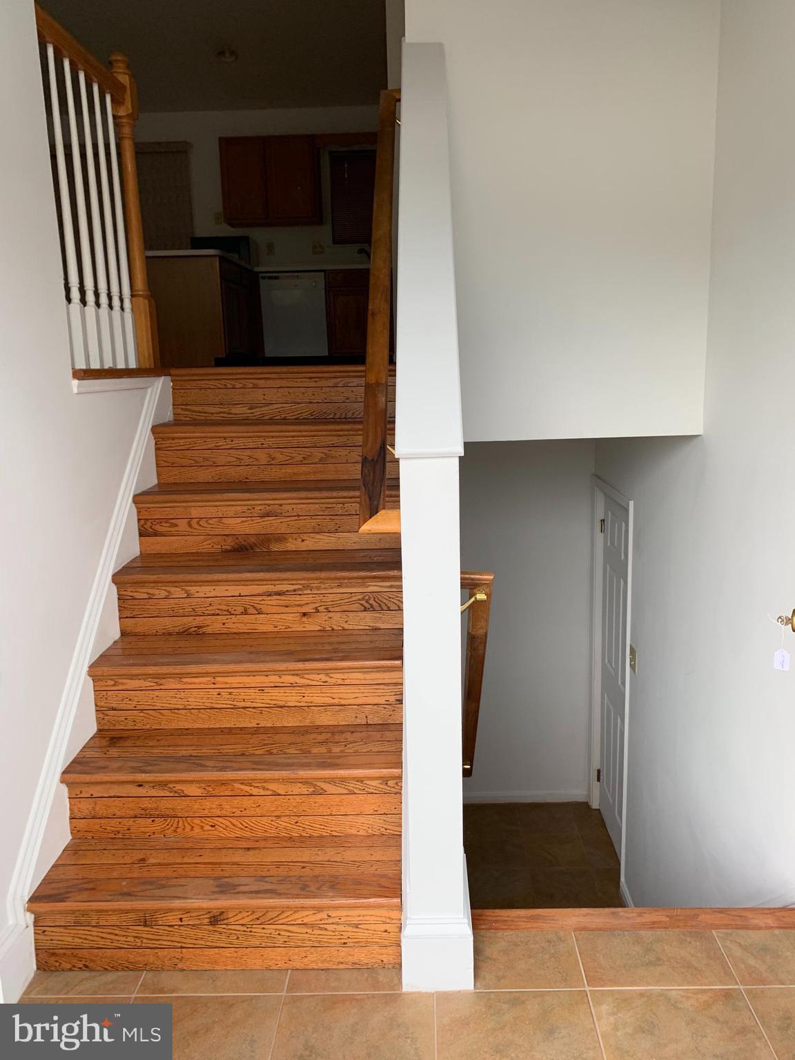 HILL VALLEY - Residential Lease