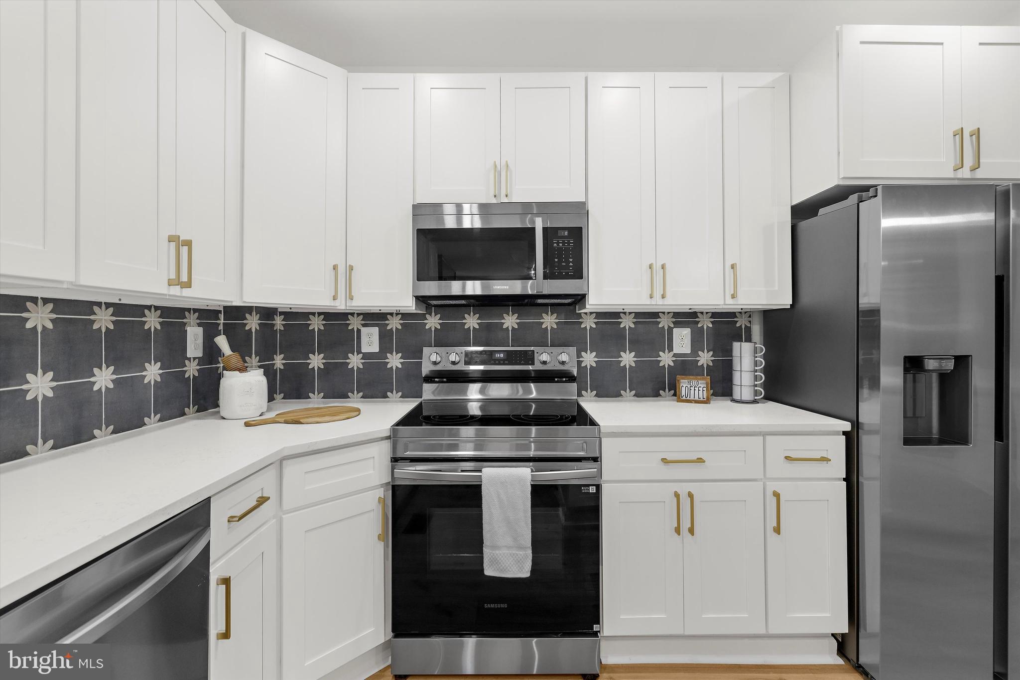 ROGNEL HEIGHTS - Residential