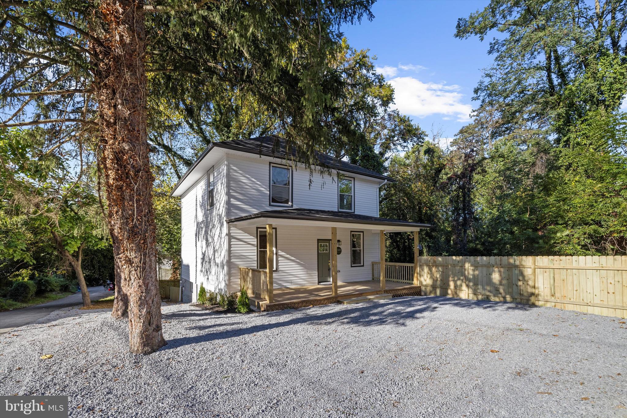 ROGNEL HEIGHTS - Residential