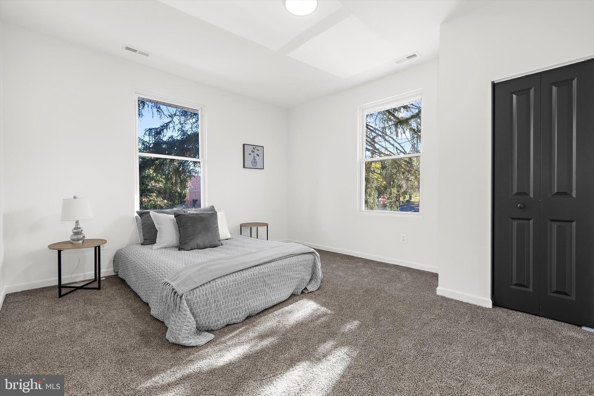 ROGNEL HEIGHTS - Residential