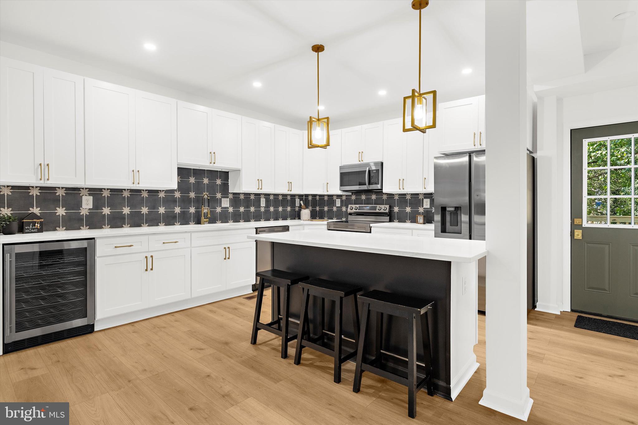 ROGNEL HEIGHTS - Residential