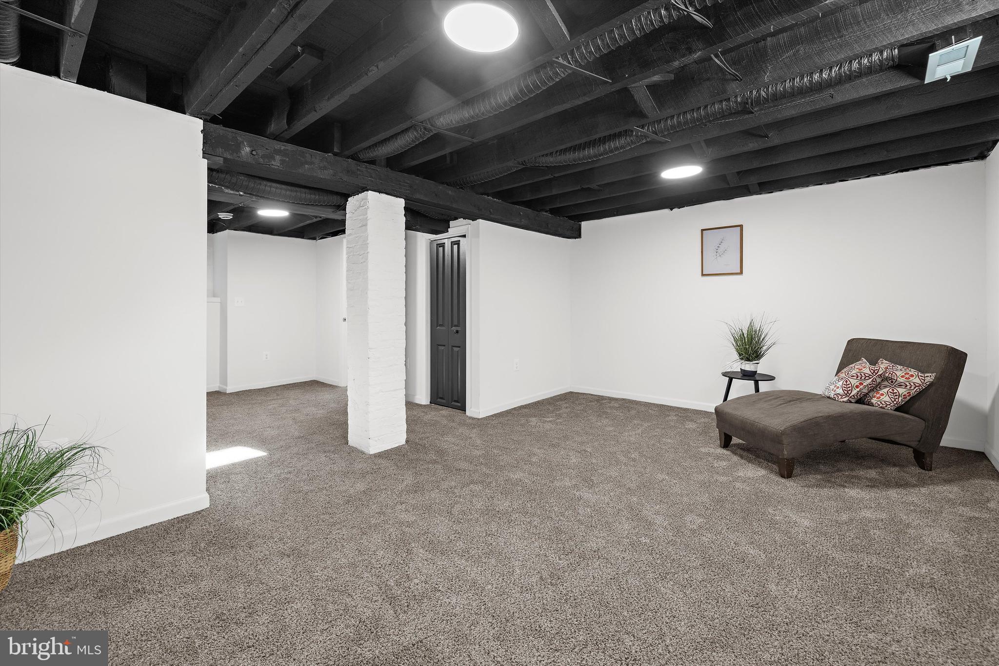 ROGNEL HEIGHTS - Residential