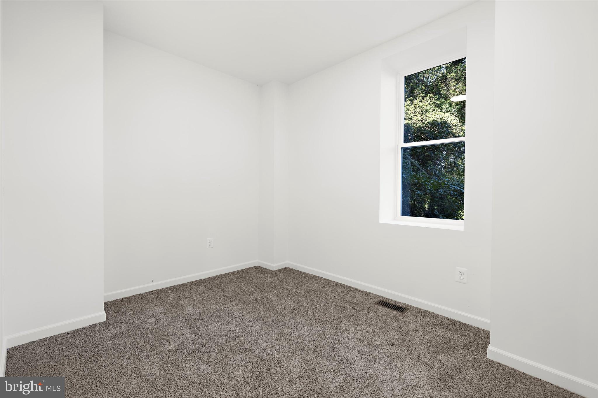 ROGNEL HEIGHTS - Residential