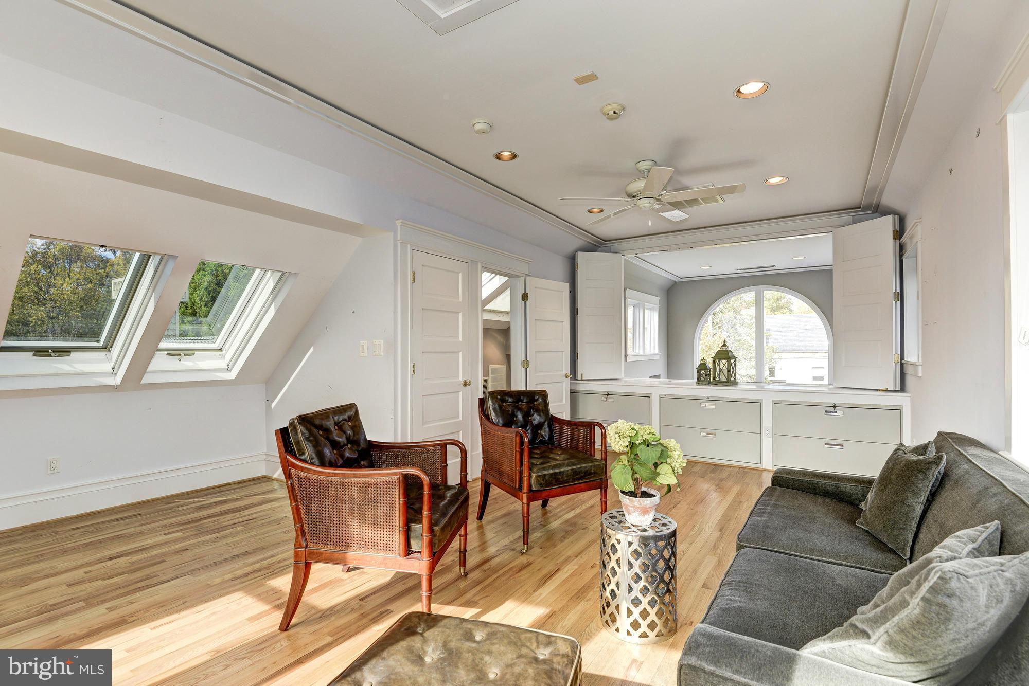 EDGEMOOR - Residential