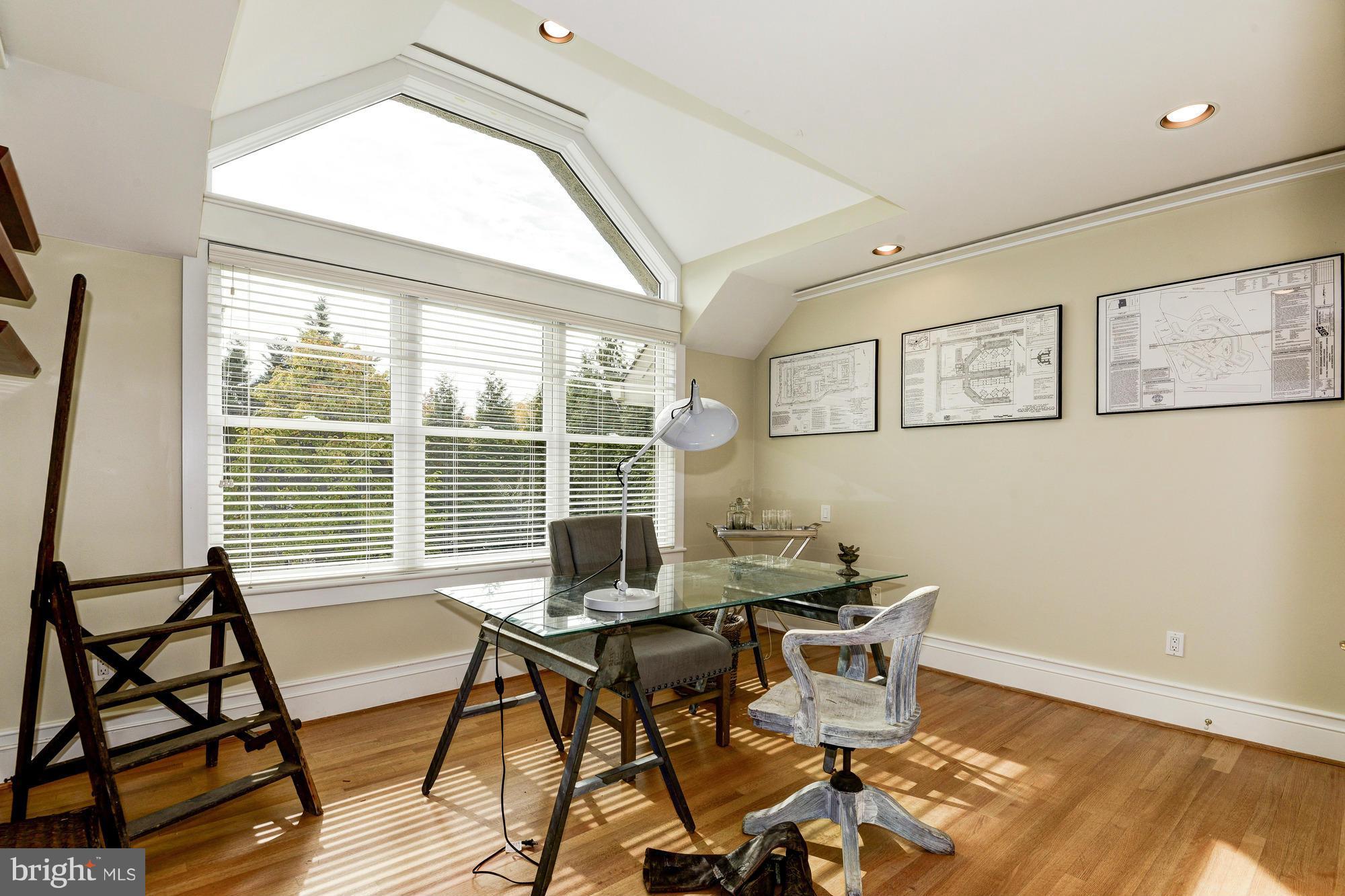 EDGEMOOR - Residential