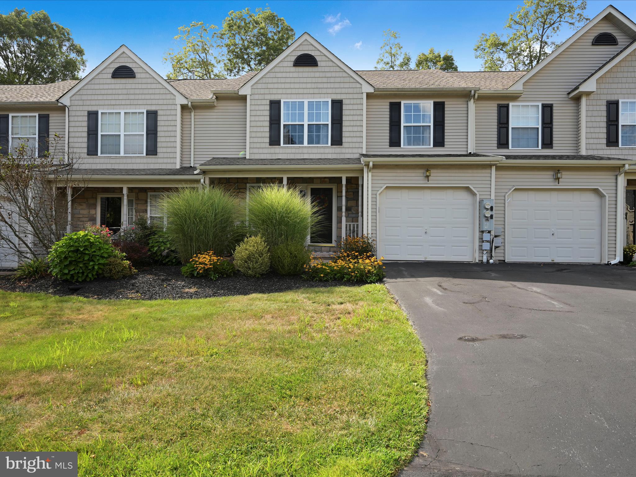 112 FOX HOLLOW DRIVE